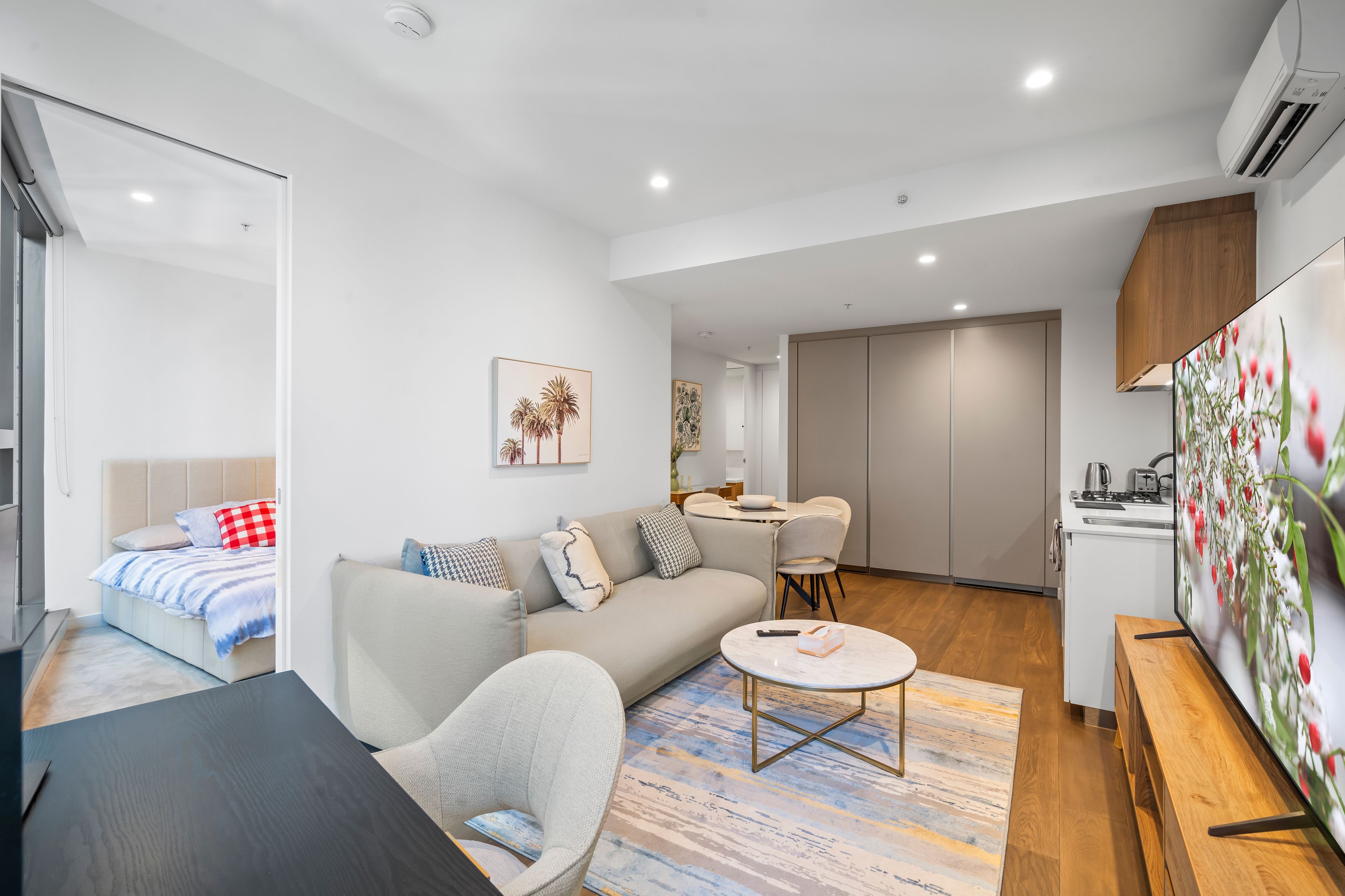 1914/23 Mackenzie Street, Melbourne, VIC 3000