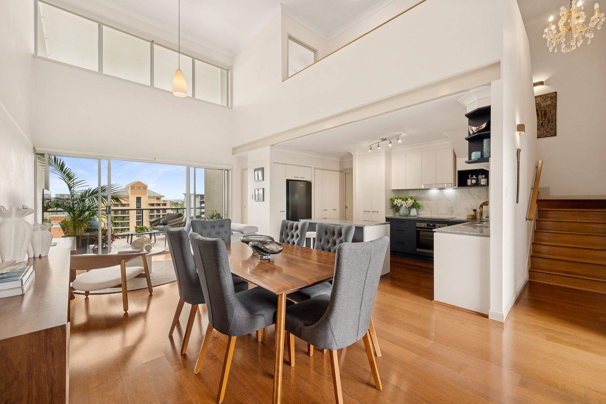19 Thorn Street, Kangaroo Point QLD 4169