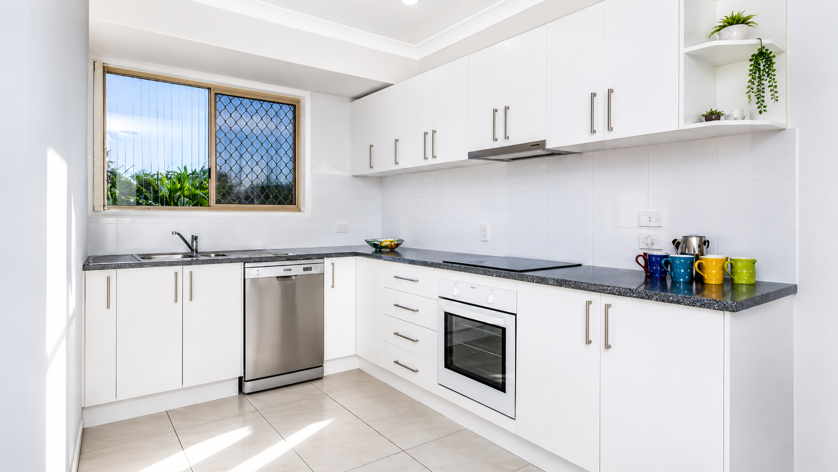 10 Mcmillan Street, Churchill, QLD 4305