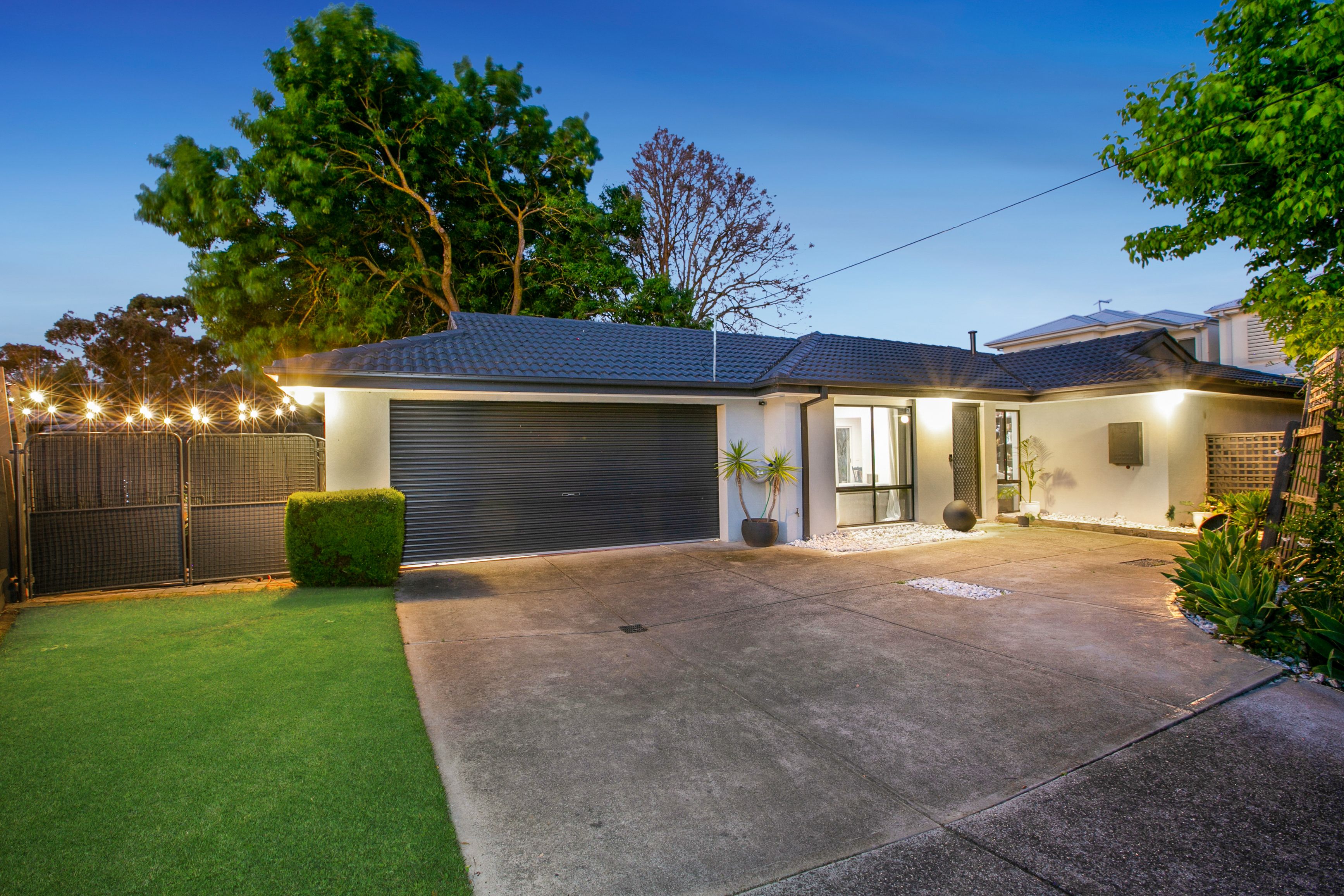 12A North Crescent, Heidelberg West VIC 3081