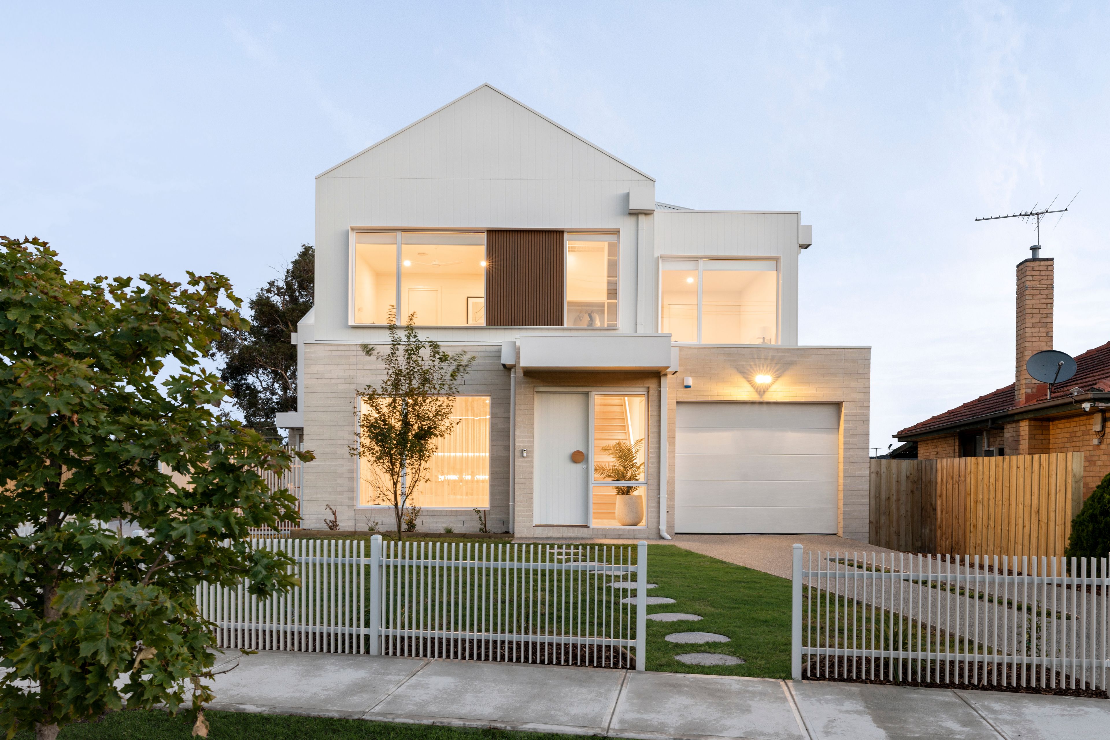 33 Pickett Street, Reservoir VIC 3073