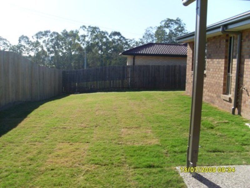24 Somerwil Crescent, Bellbird Park, QLD 4300