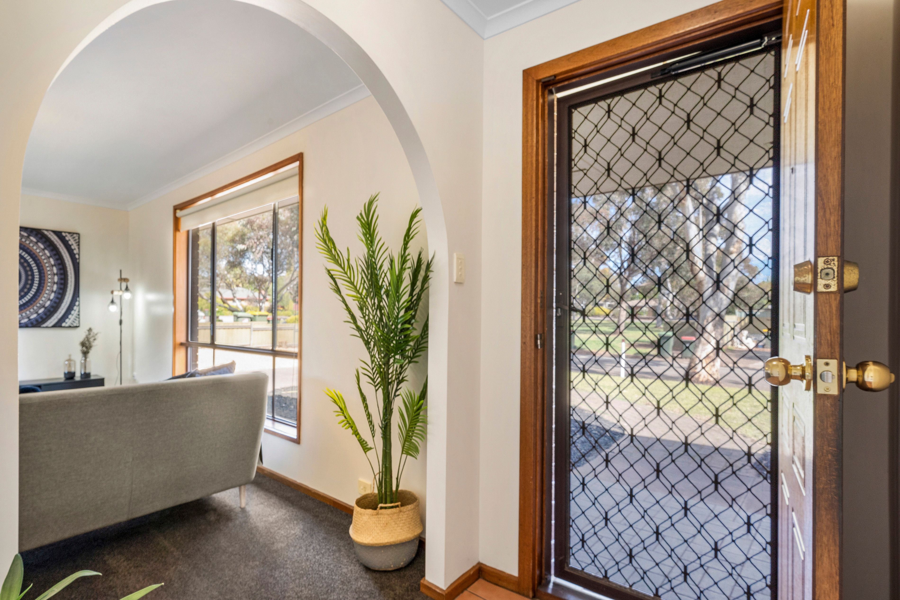 21 Tatura Court, Craigmore, SA 5114