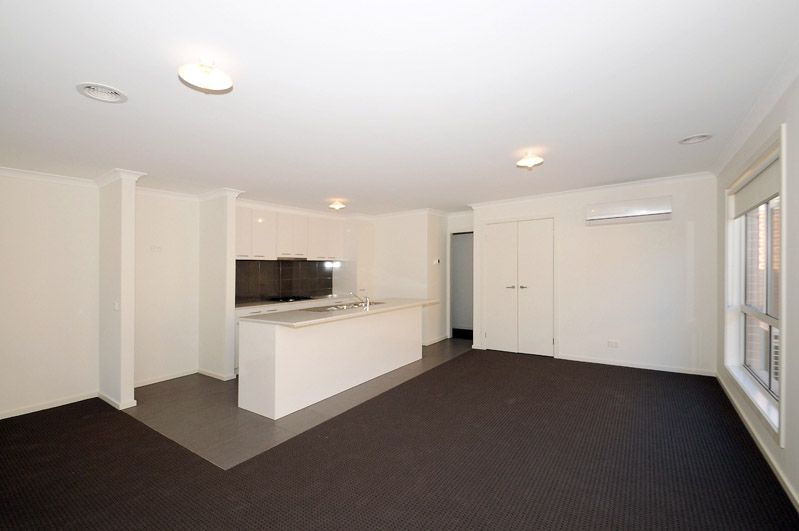 35 Sandstone Circuit, CARRUM DOWNS, VIC 3201