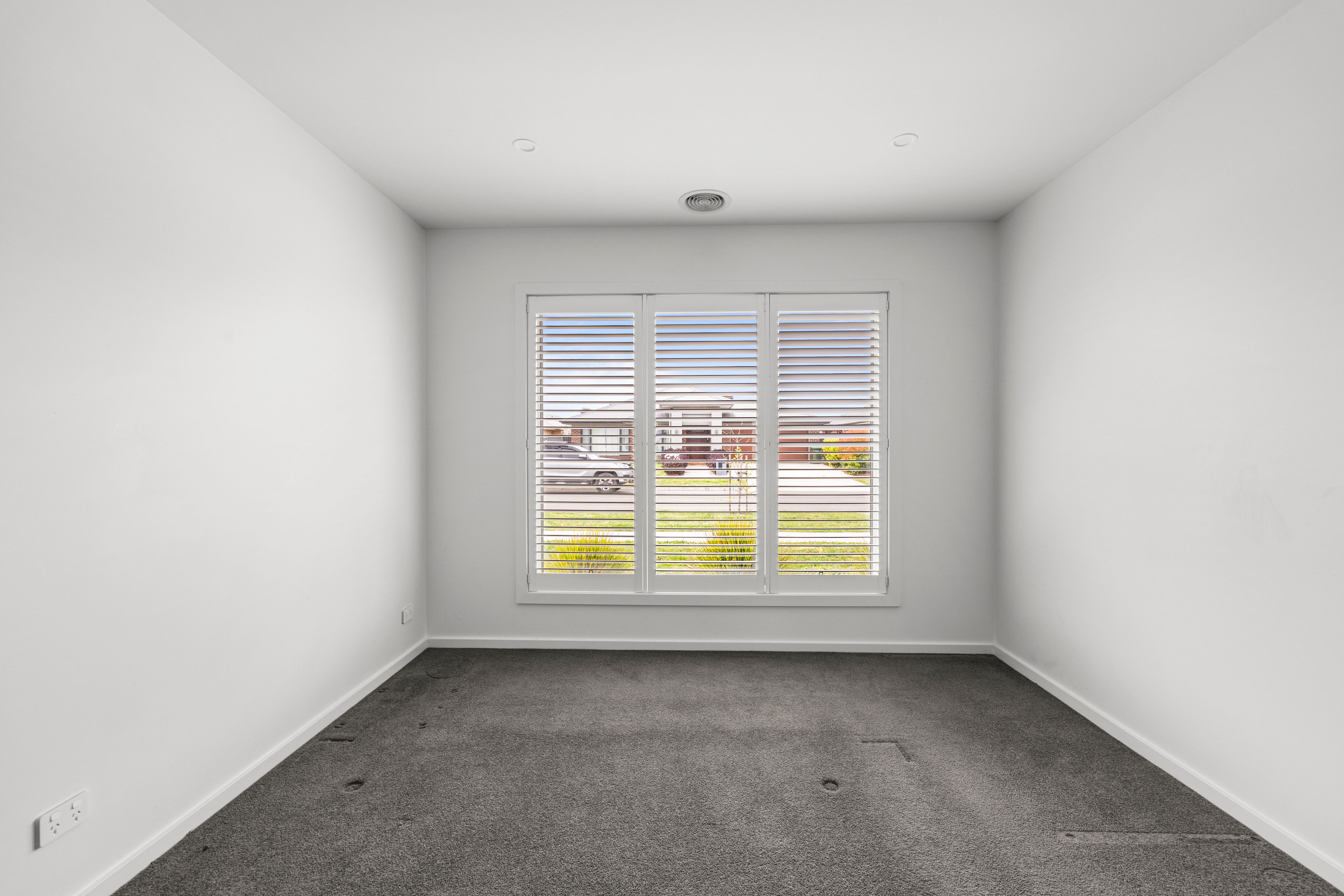 33 Moore Way — photo 7 of 10
