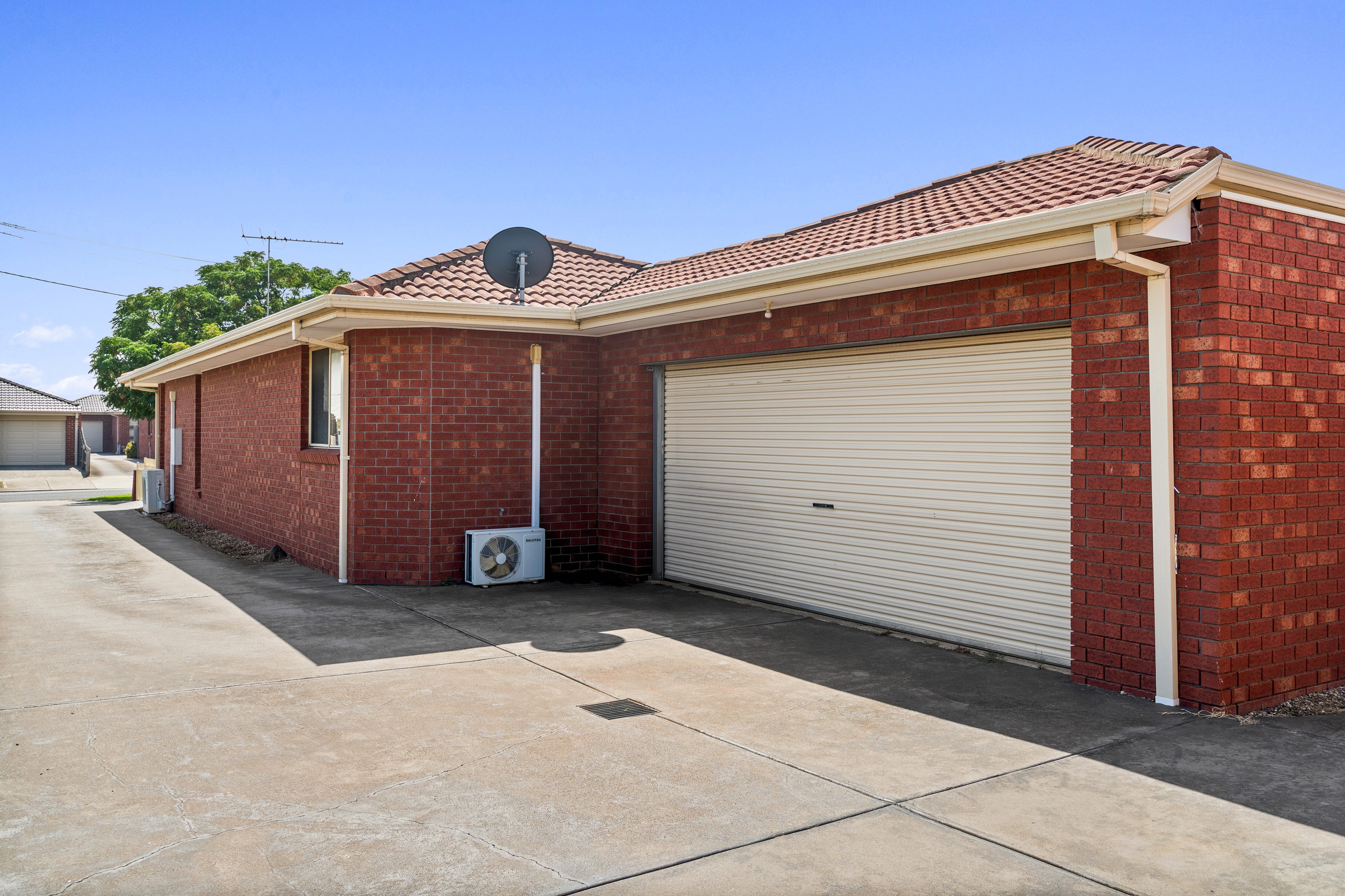 1/14 Spicer Boulevard, Altona Meadows, VIC 3028