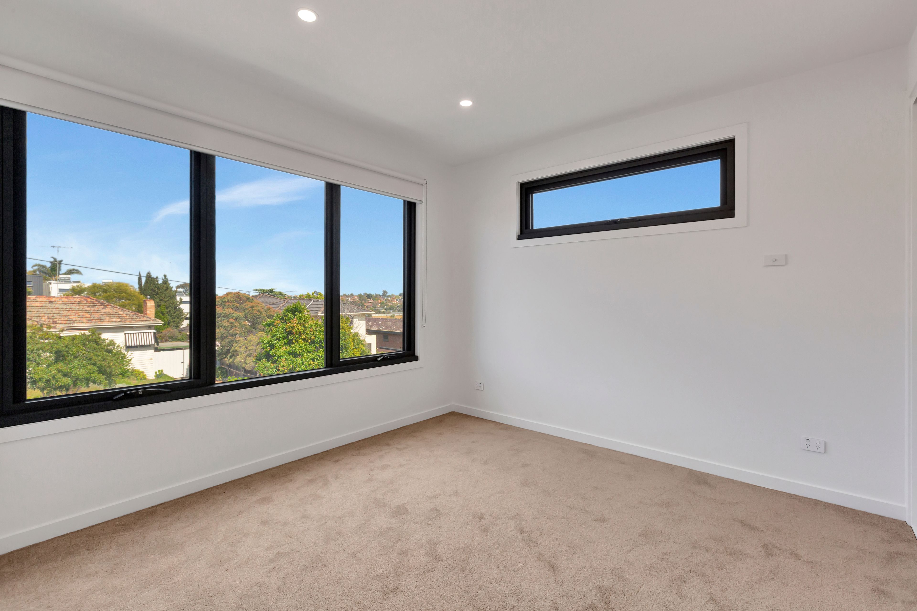 416E Gaffney Street — photo 5 of 10