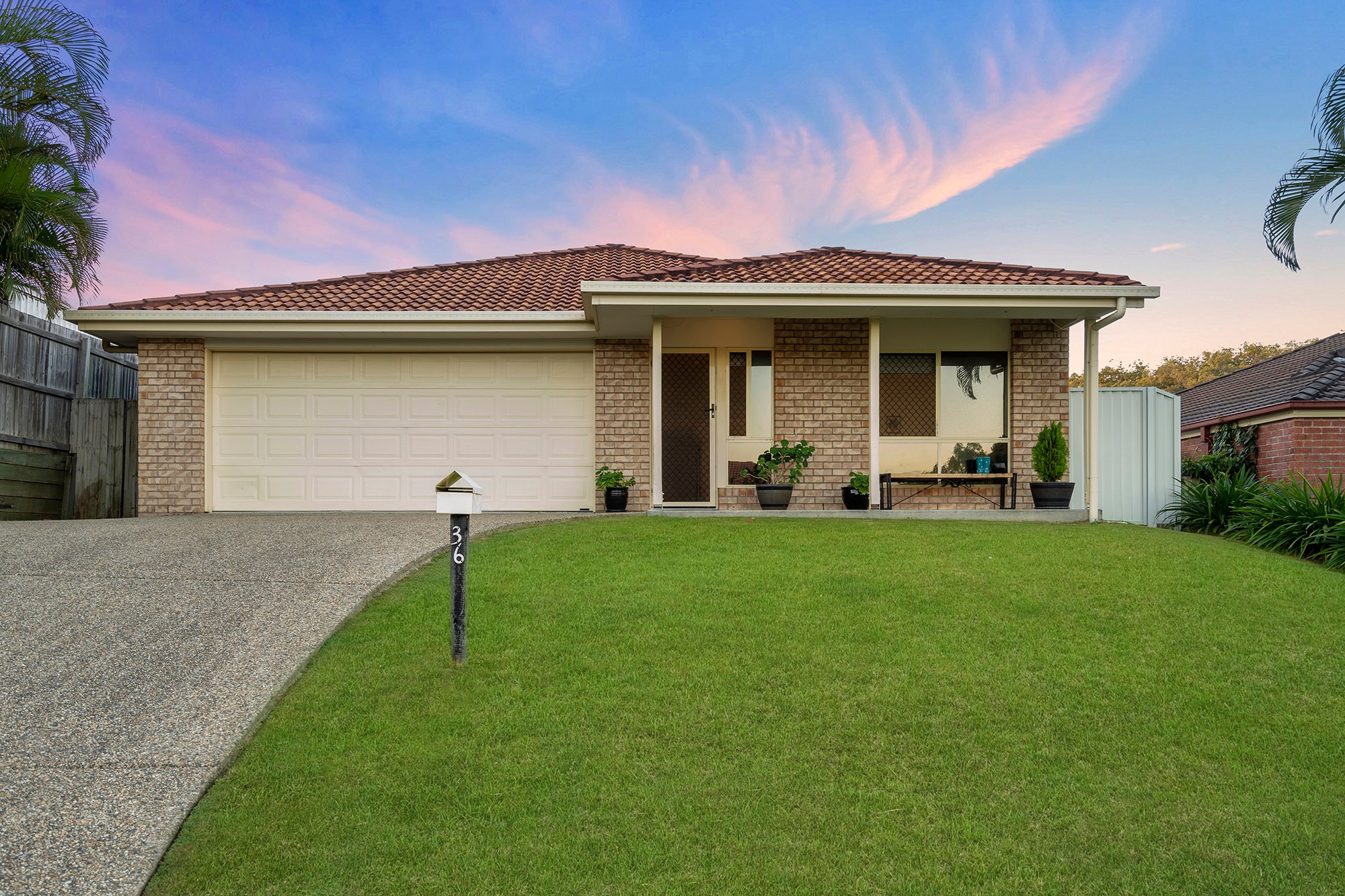 36 Mountain View Crescent, Mount Warren Park, QLD 4207