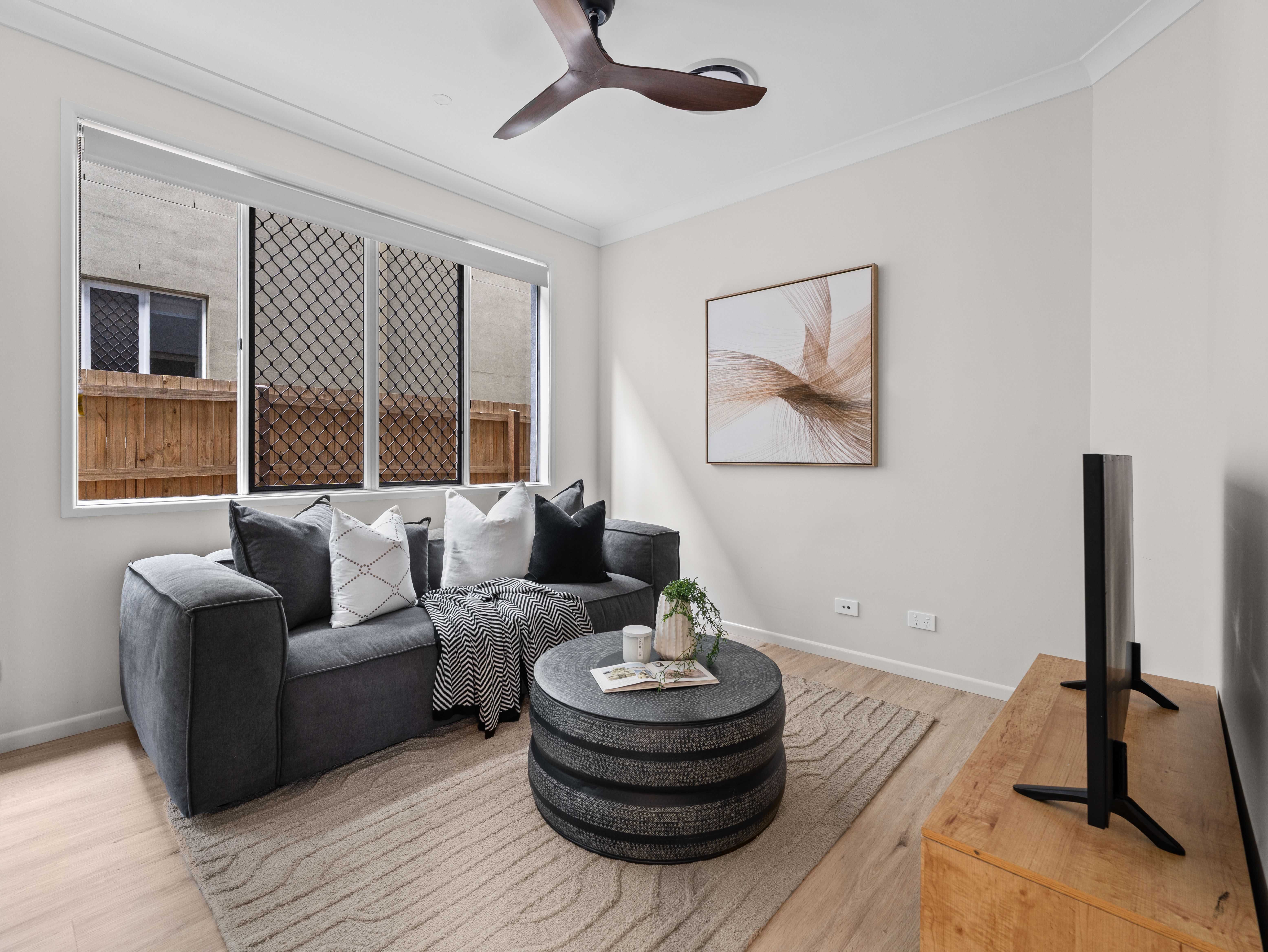 32 Little Jenner Street — photo 8 of 17