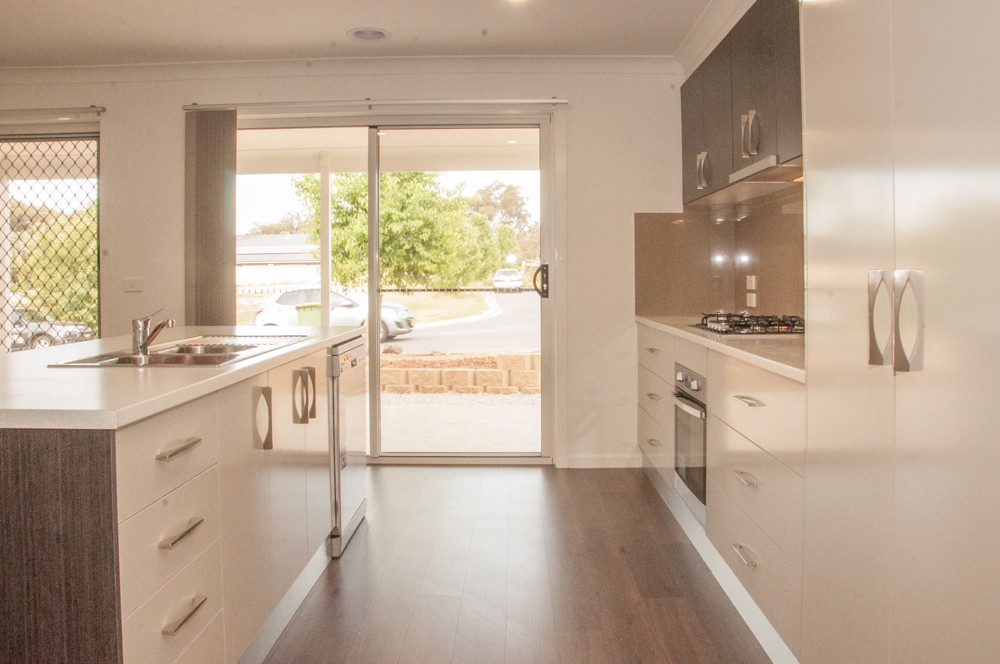 32 Cornwall Avenue, Lavington, NSW 2641