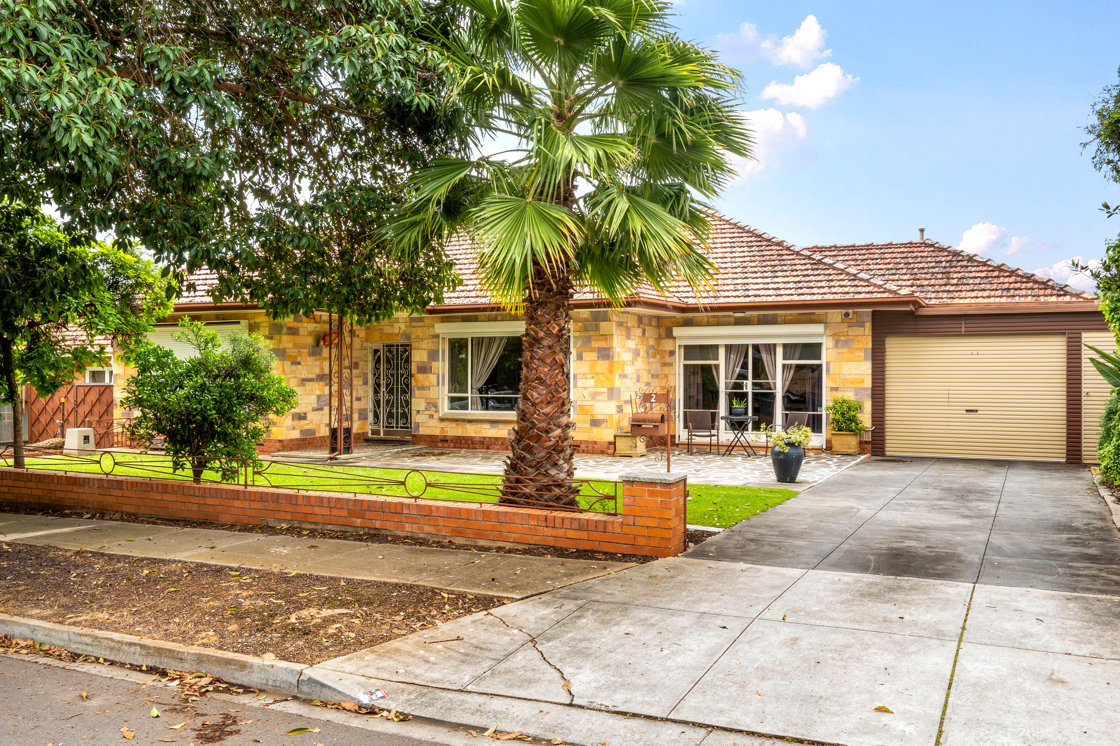 2 Janet Avenue, Glynde SA 5070