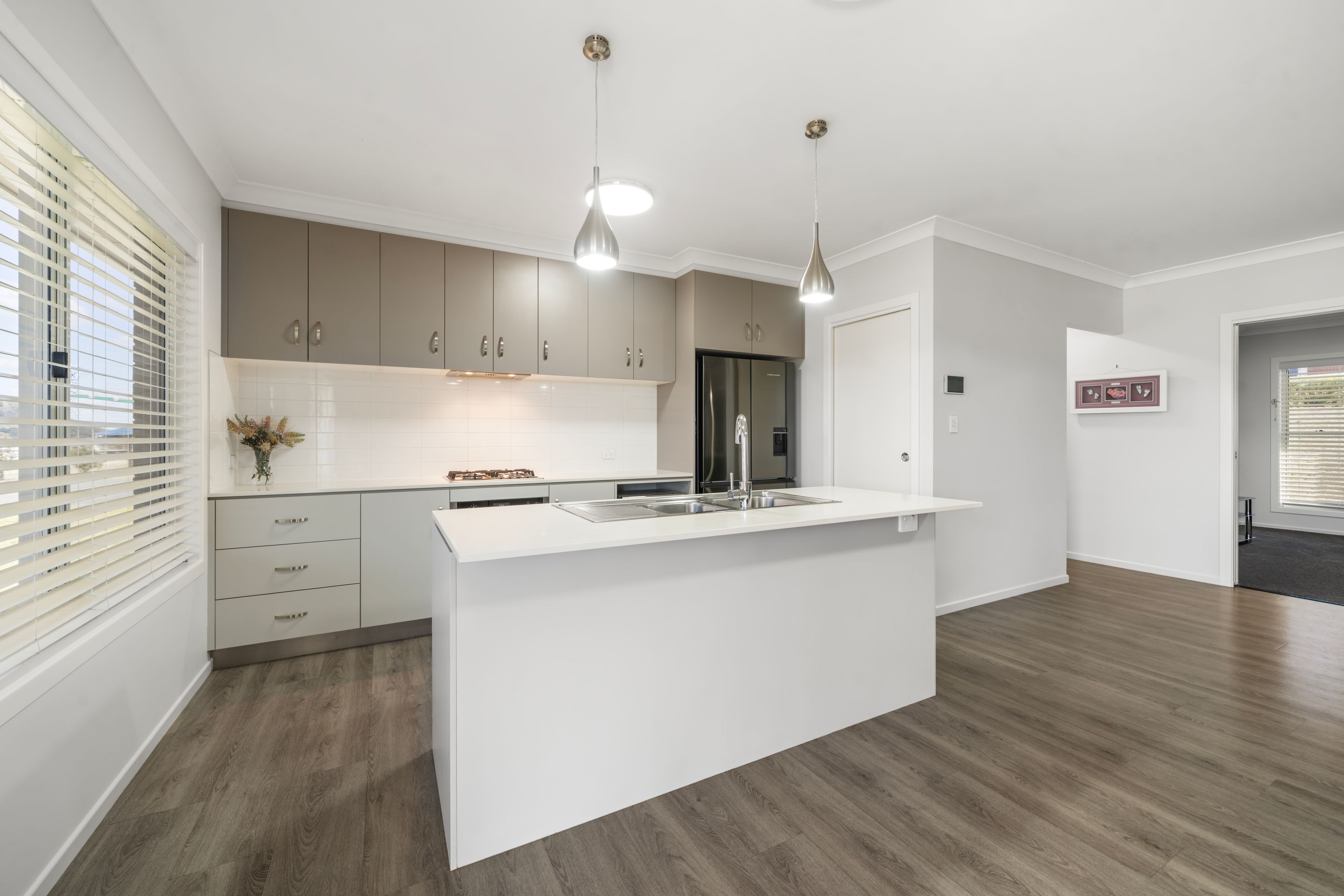 10 Southern Cross Drive — photo 3 of 30