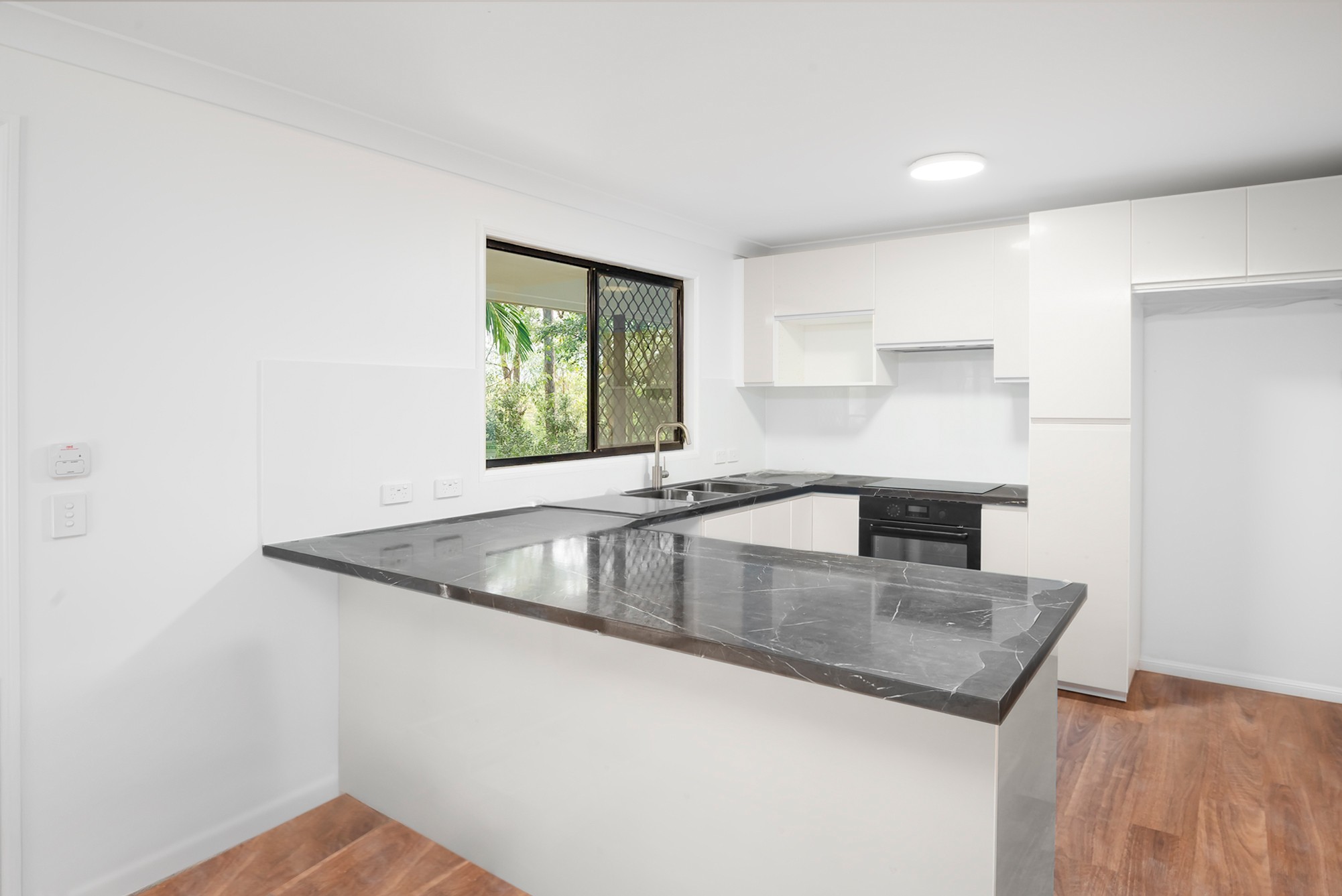 8 Carissa Place, Bonogin, QLD 4213