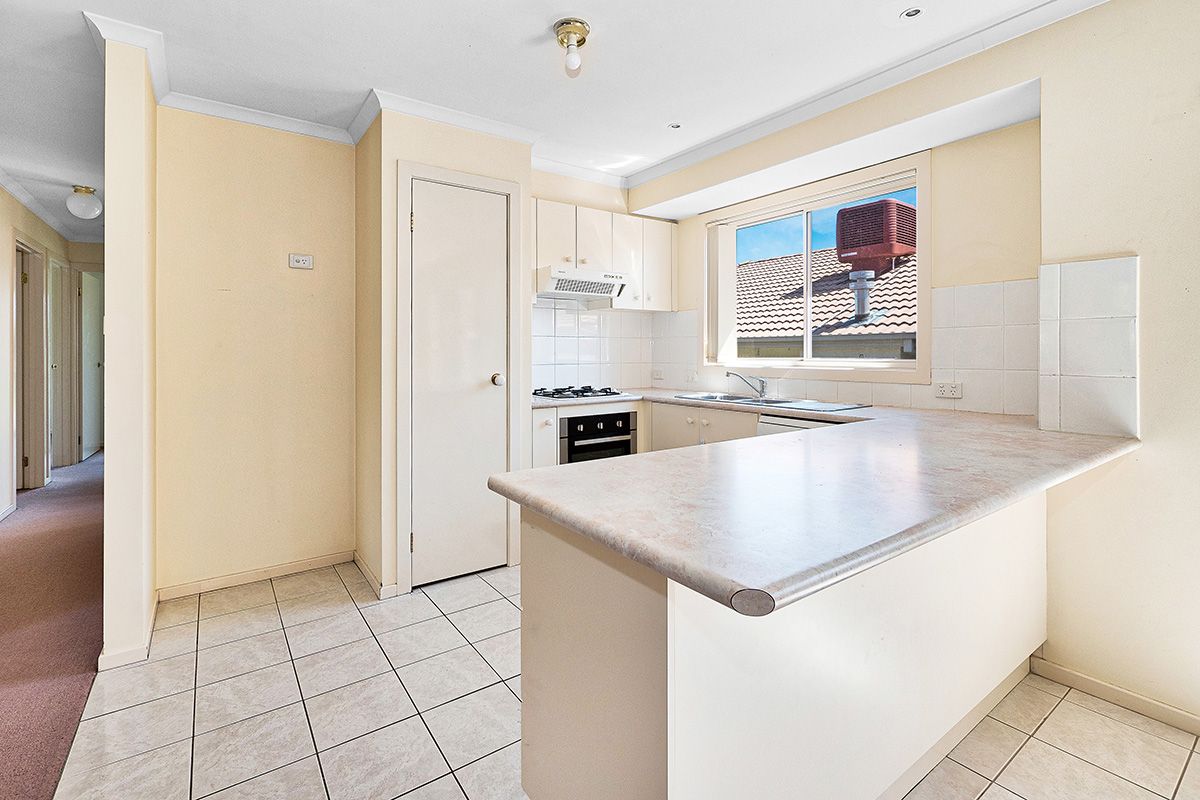 48 Edgbaston Circuit, Berwick, VIC 3806