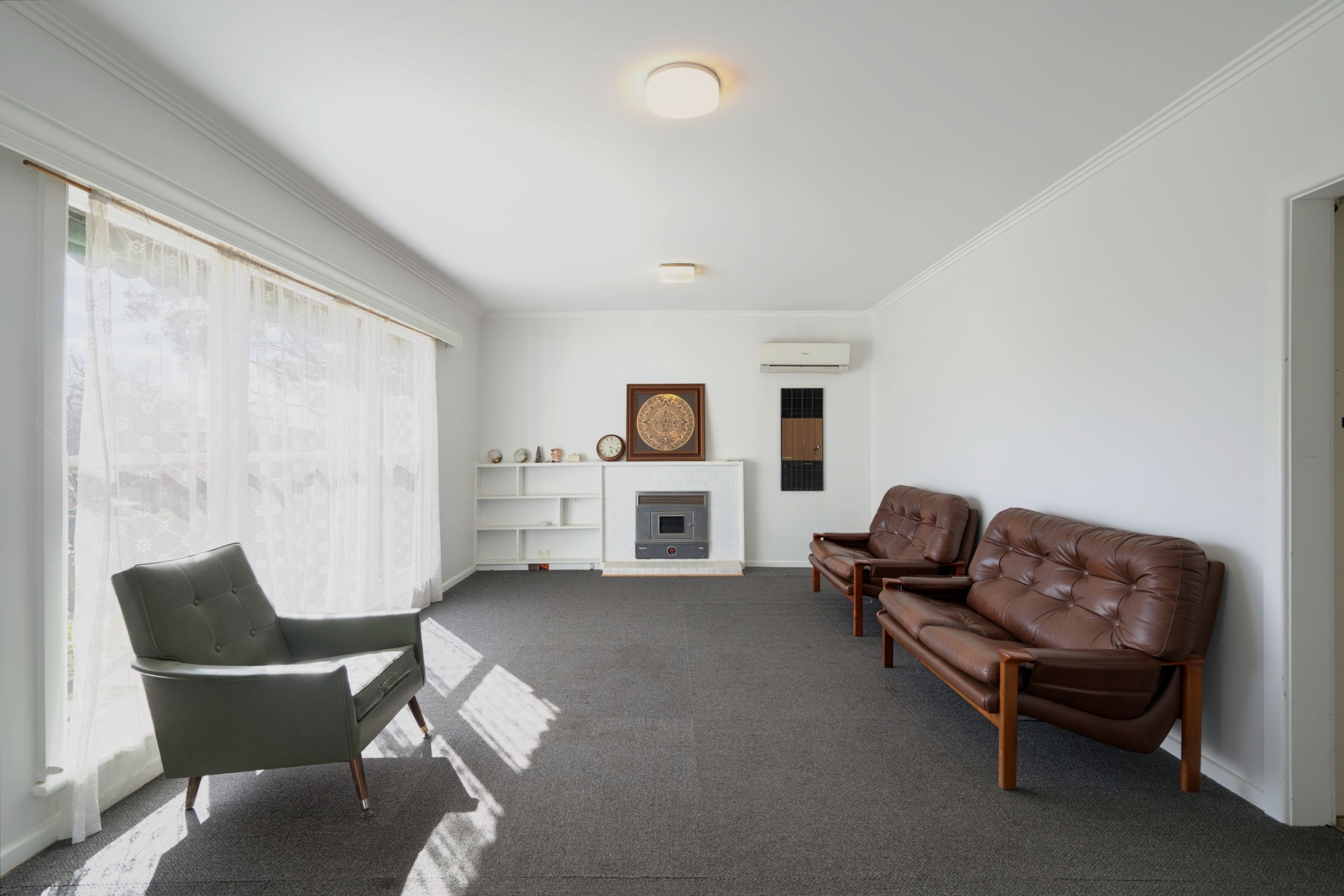 28 Tobias Avenue — photo 6 of 15