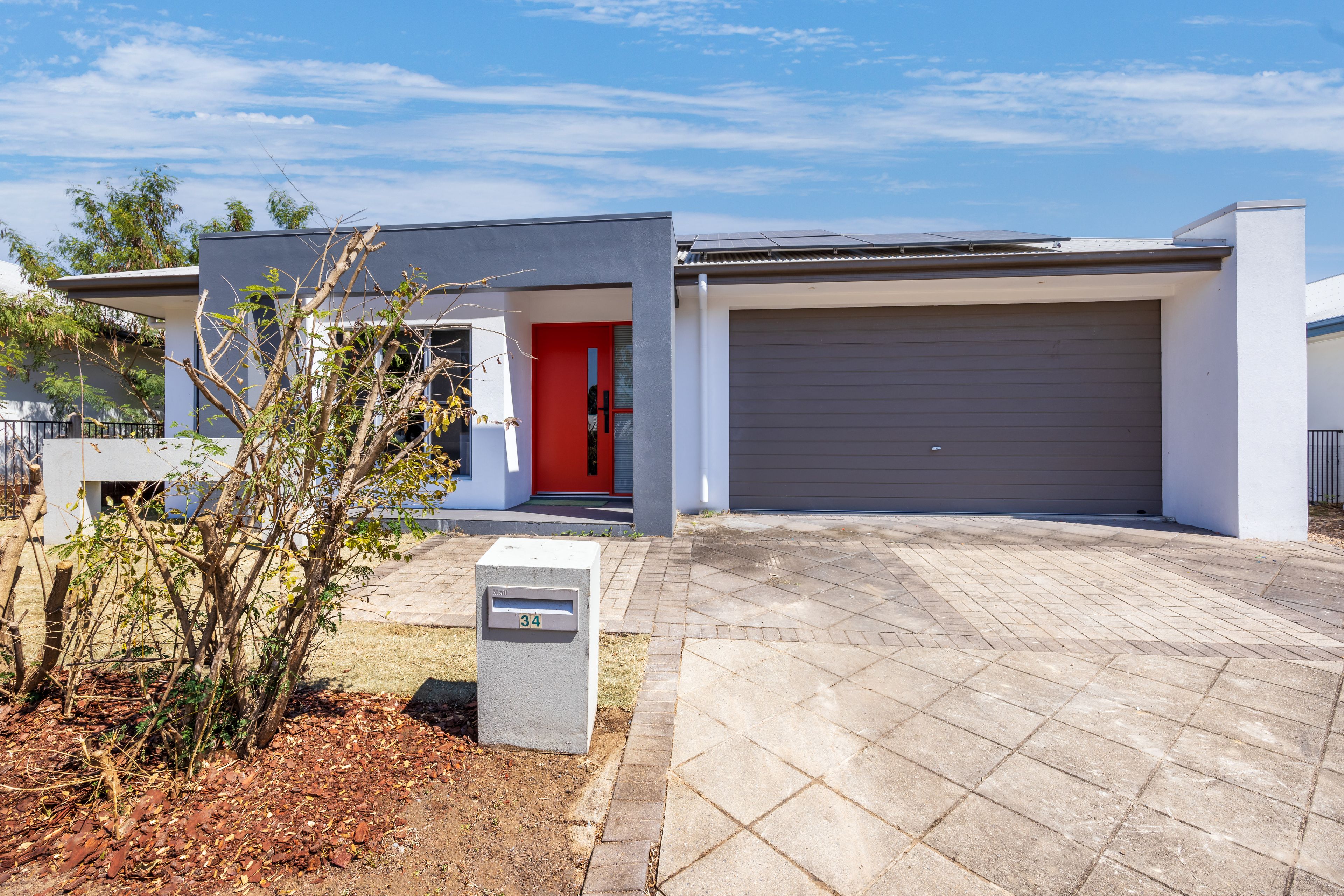 34 Dunlop Street — photo 9 of 10