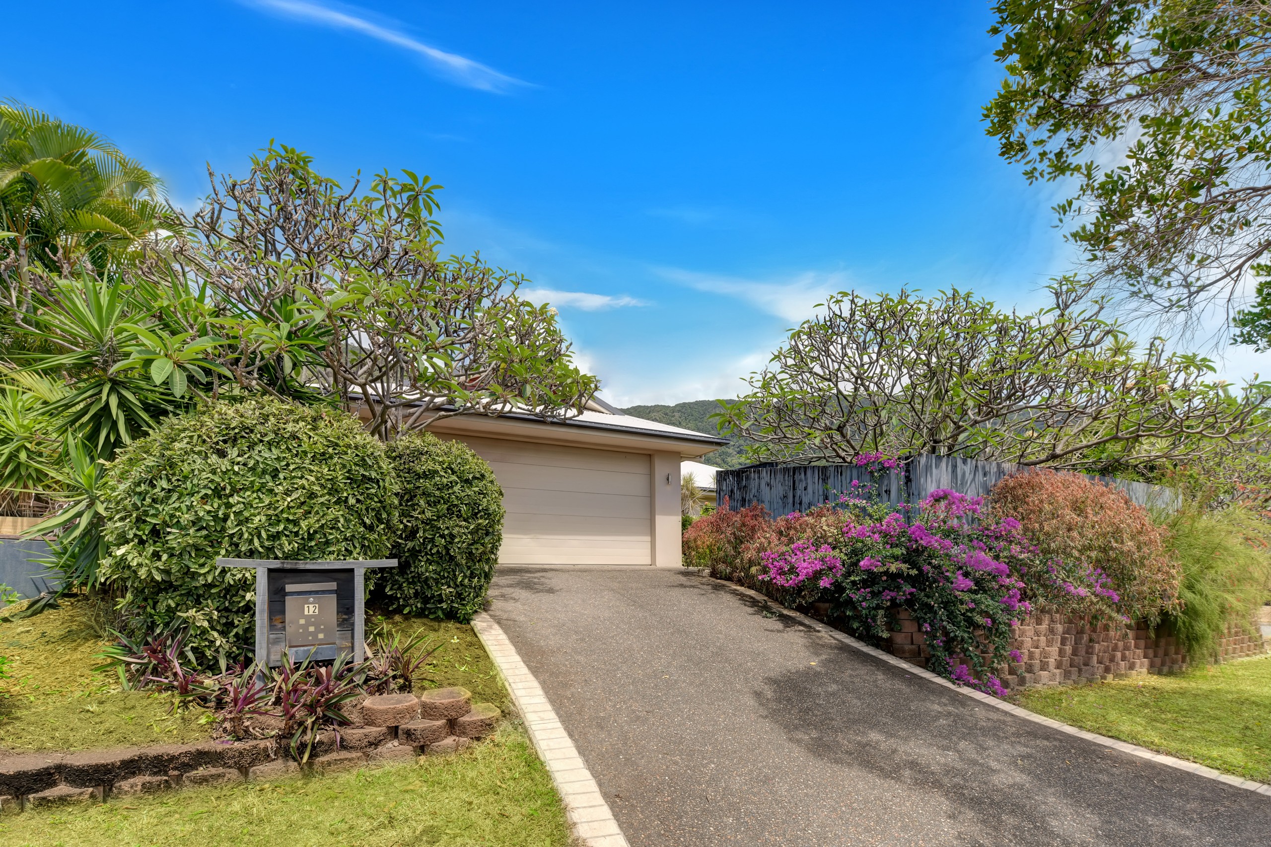 12 Palmetto Street, Palm Cove, QLD 4879