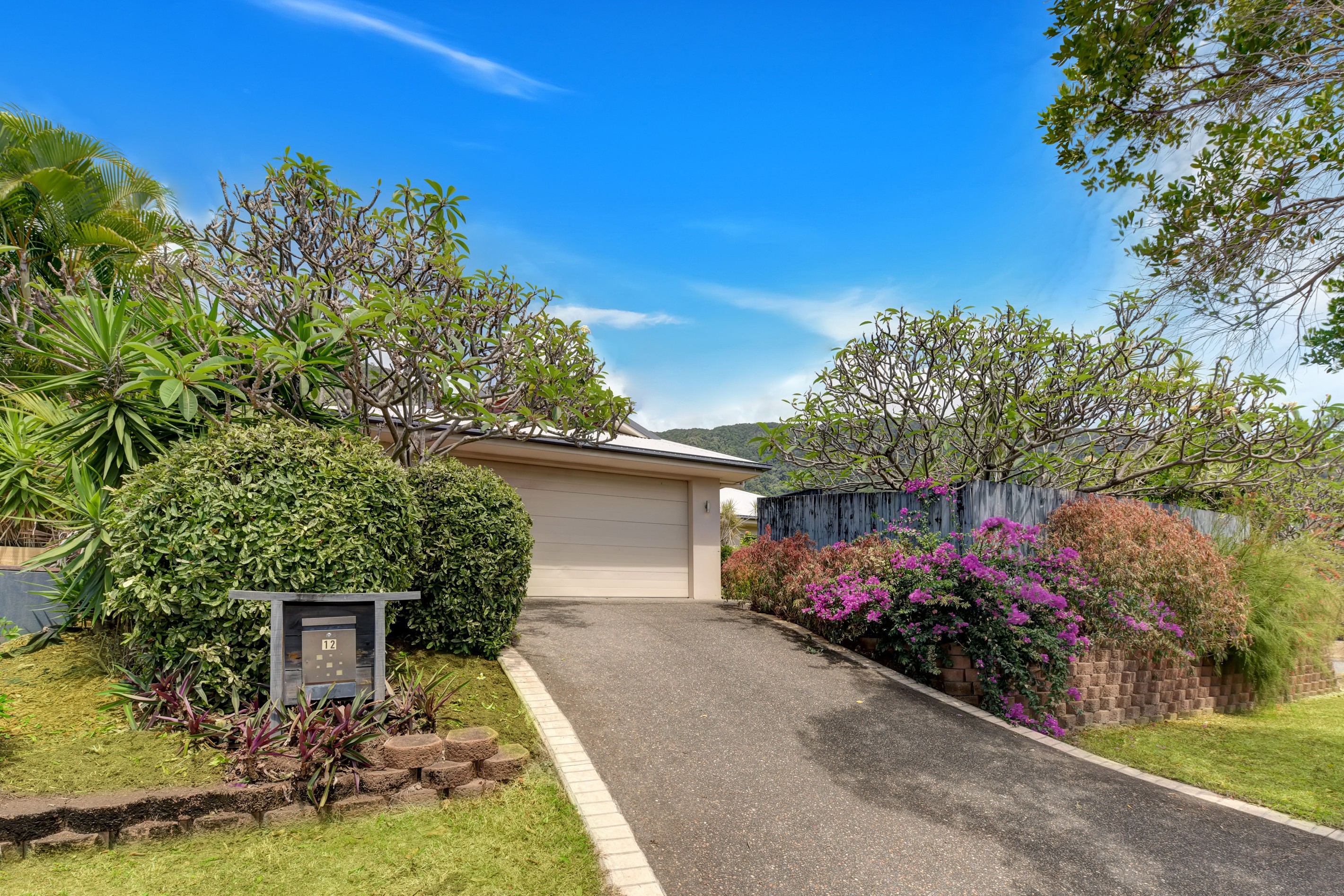 12 Palmetto Street, Palm Cove, QLD 4879