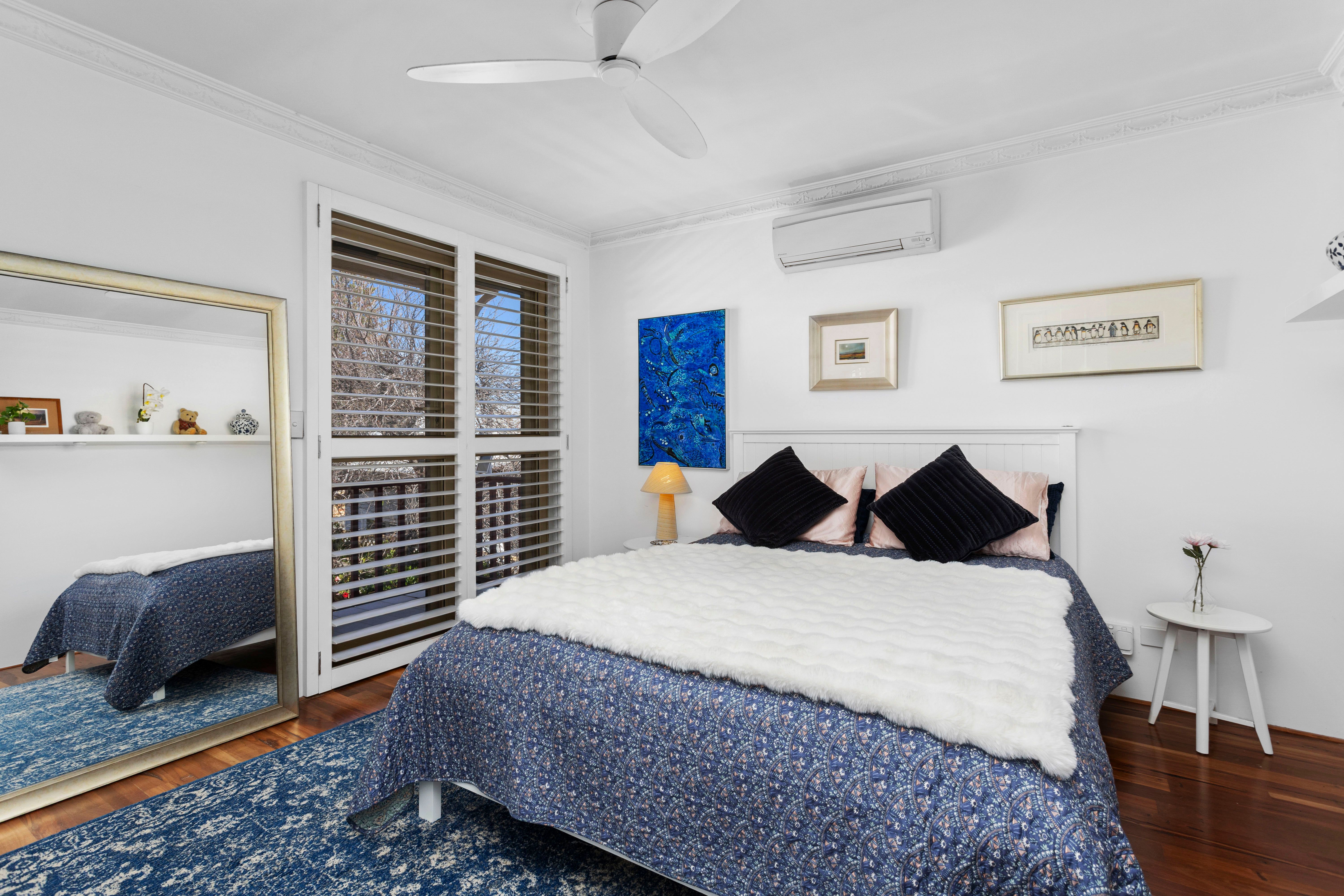 5/4 John Street — photo 10 of 27