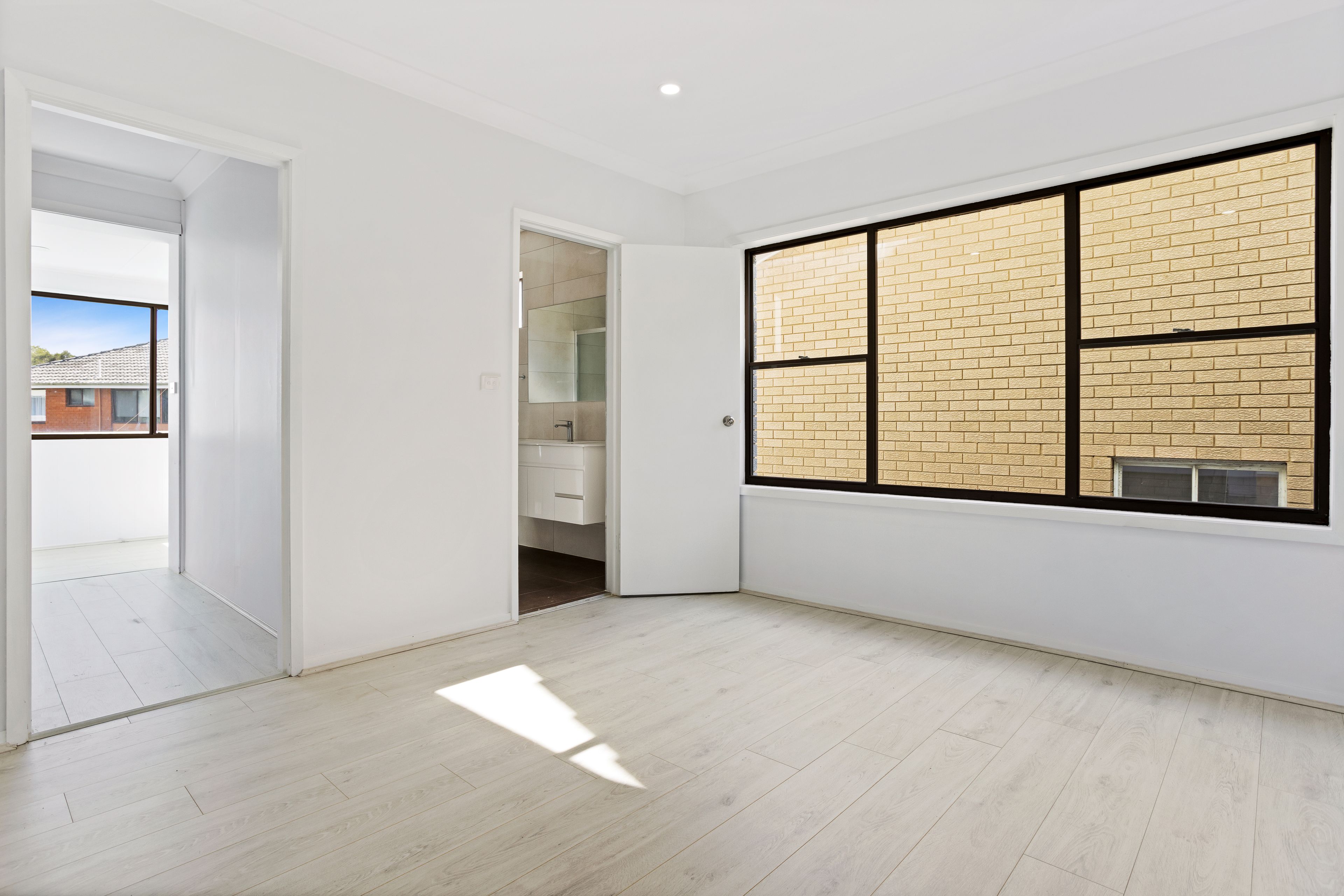 130 Swadling Street — photo 8 of 8