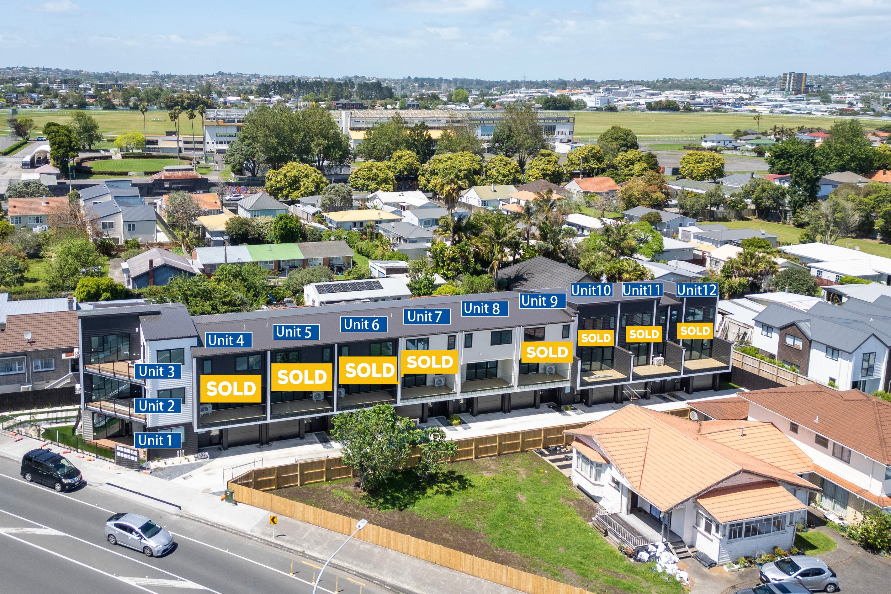 2/130 Rosebank Road, Avondale, Auckland City