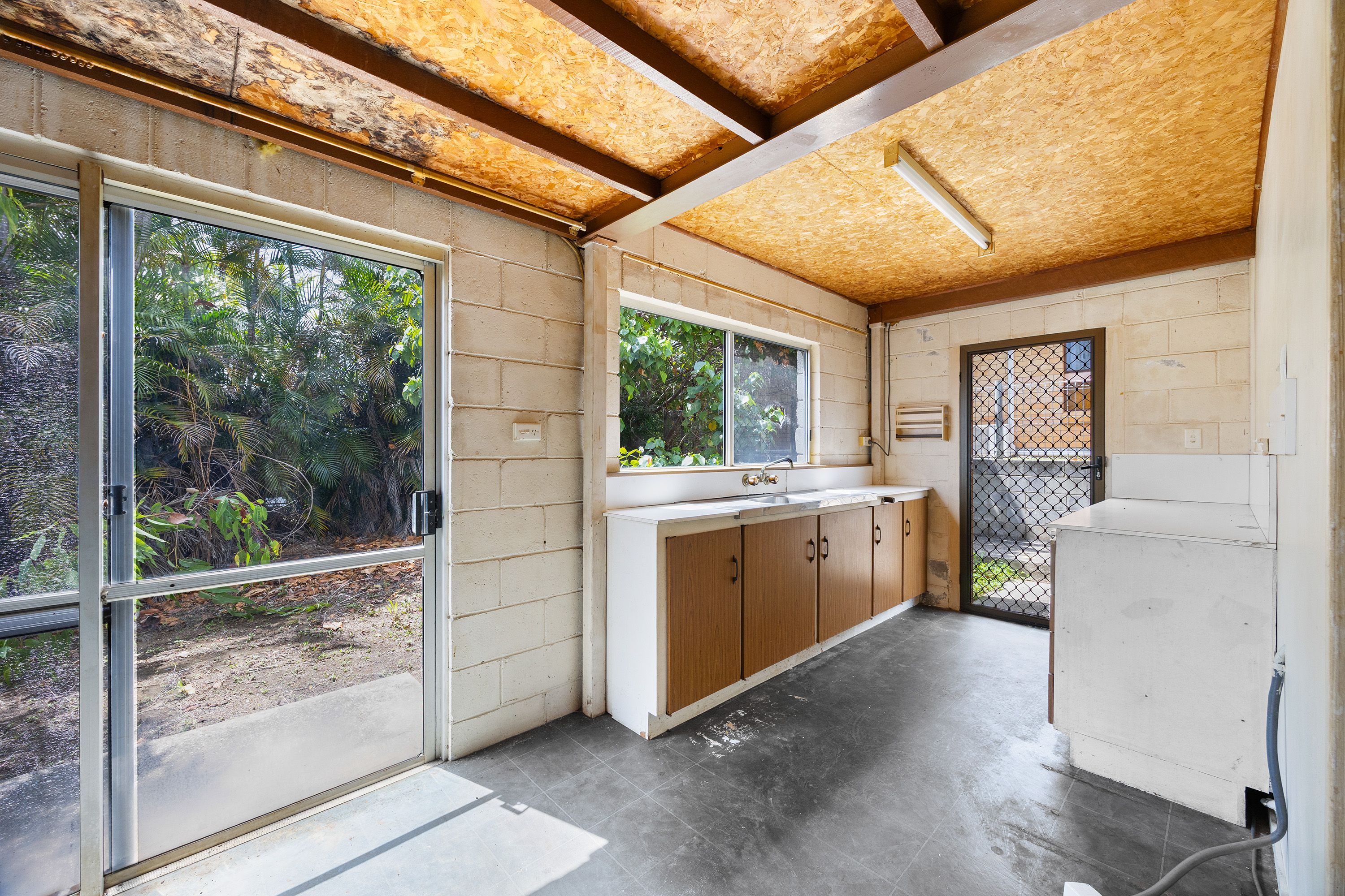 16 Coral Court — photo 11 of 20