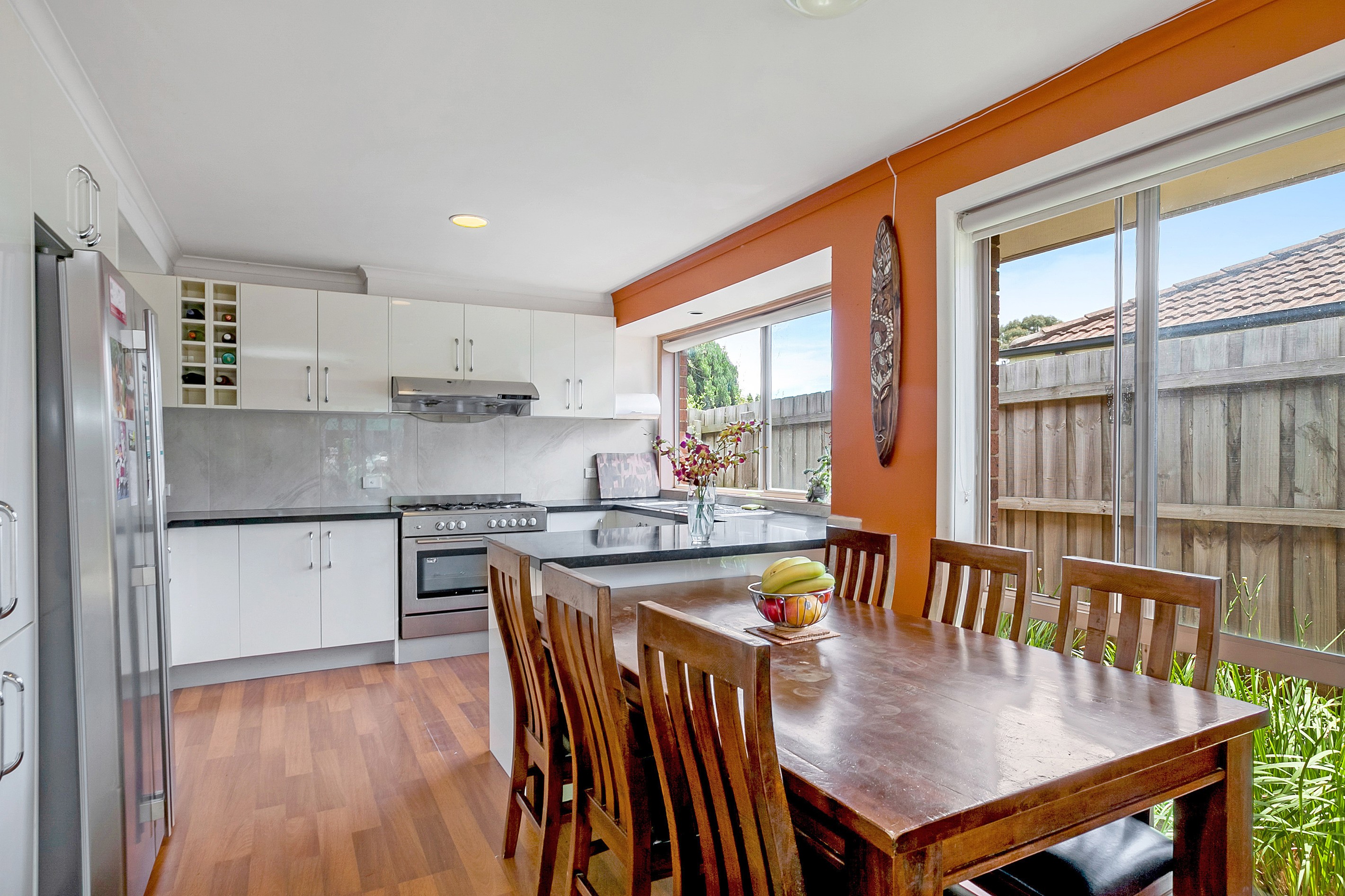 77 Thompson Circuit, Mill Park, VIC 3082