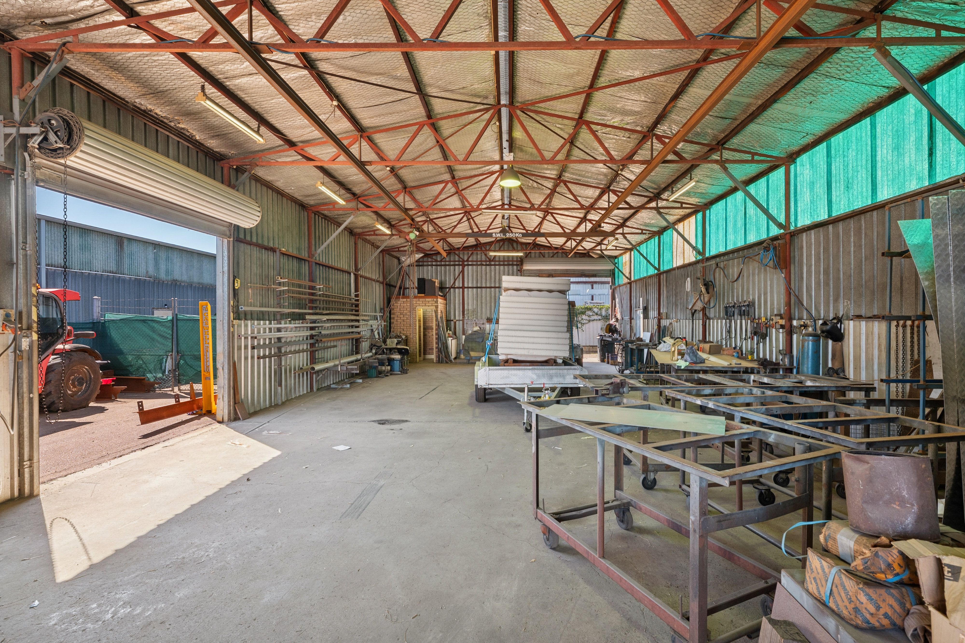 5/4 Carole Road, Maddington, WA 6109