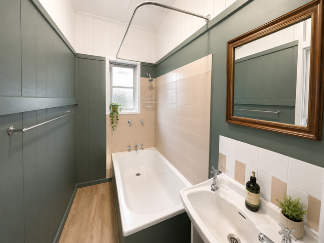 59 Saville Road — photo 5 of 17