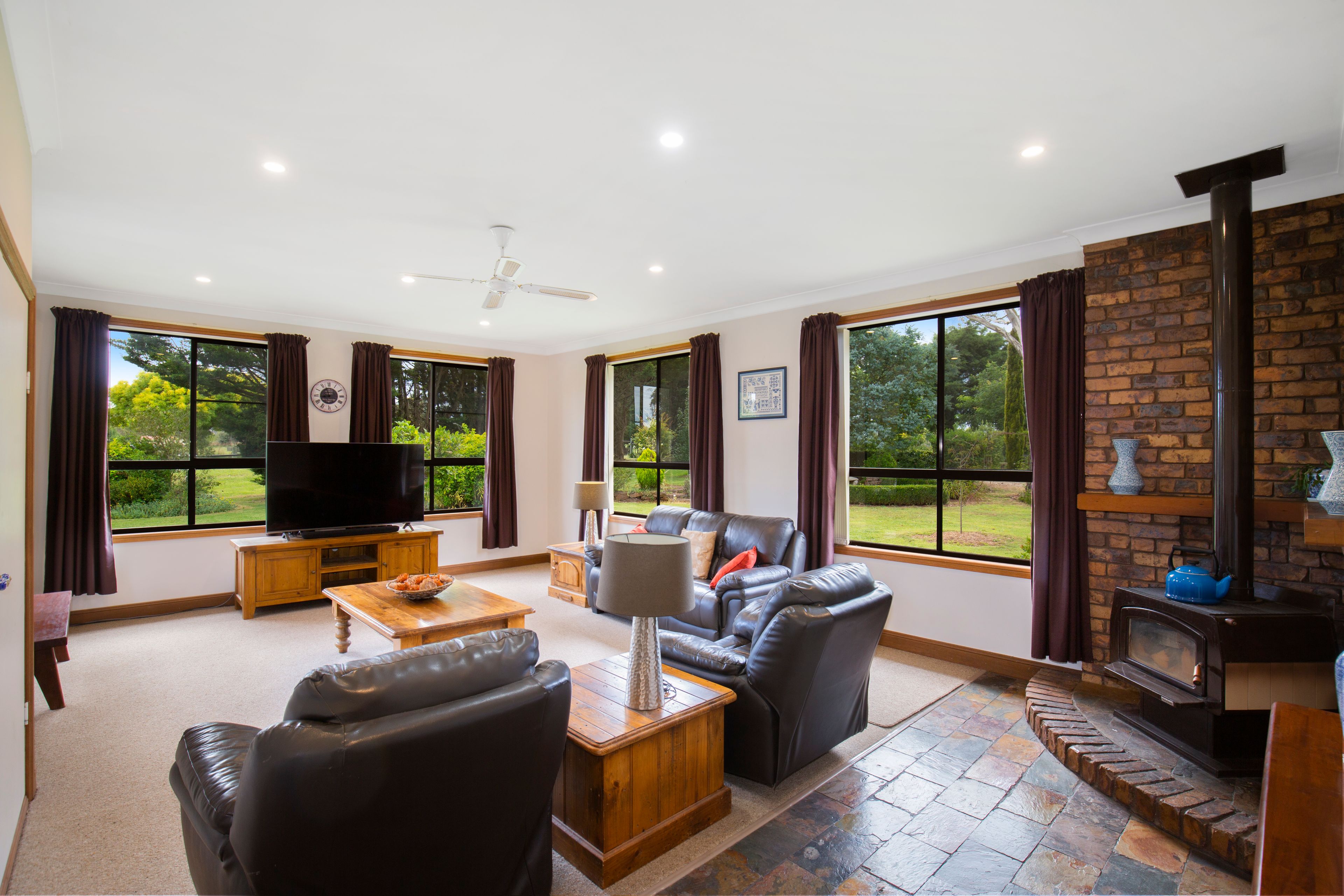 6 Manse Street, Guyra, NSW 2365 House for Sale Ray White Armidale