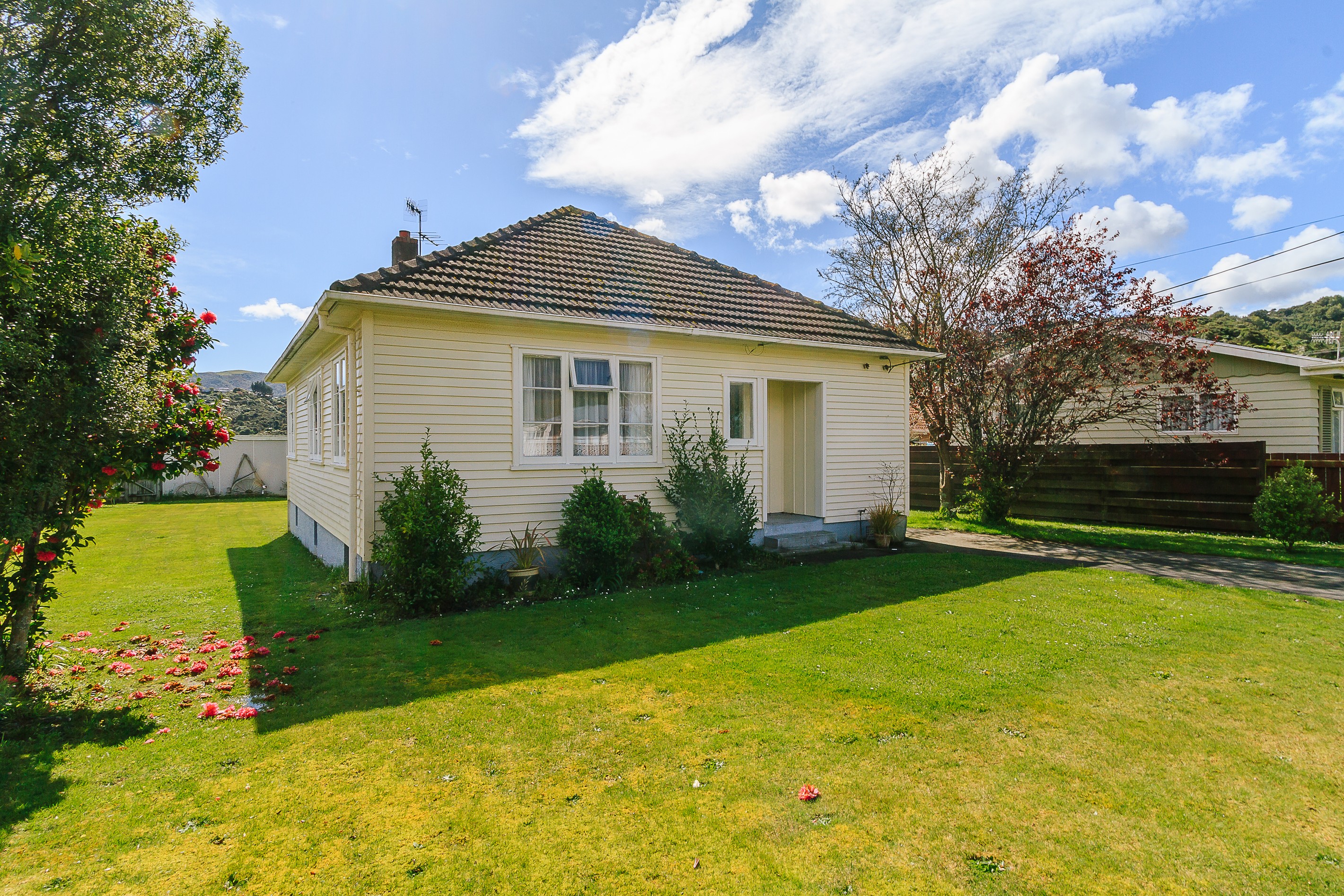 23 Hawthorn Crescent, Stokes Valley, Lower Hutt City