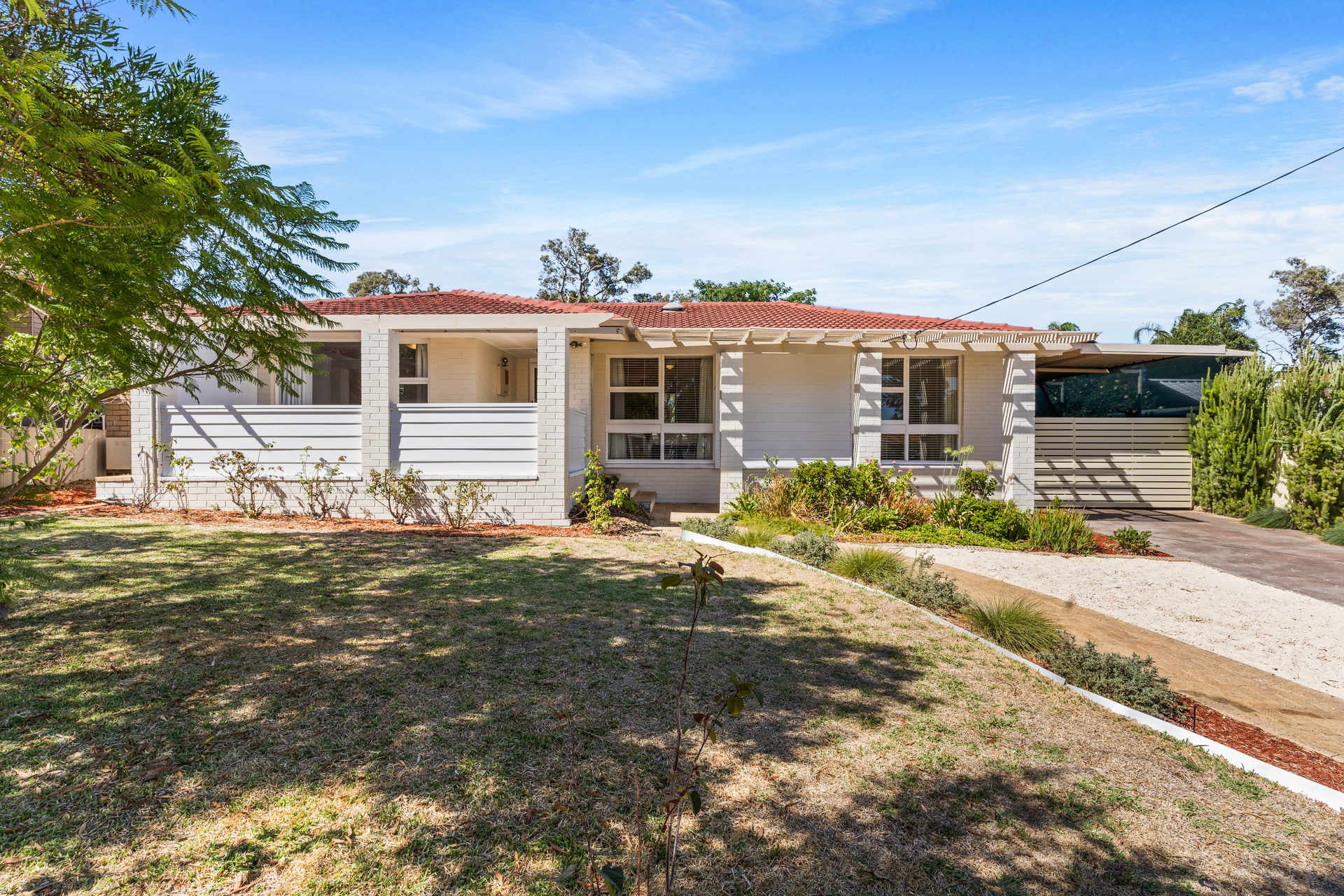 21 Phillip Grove, Kalamunda, WA 6076
