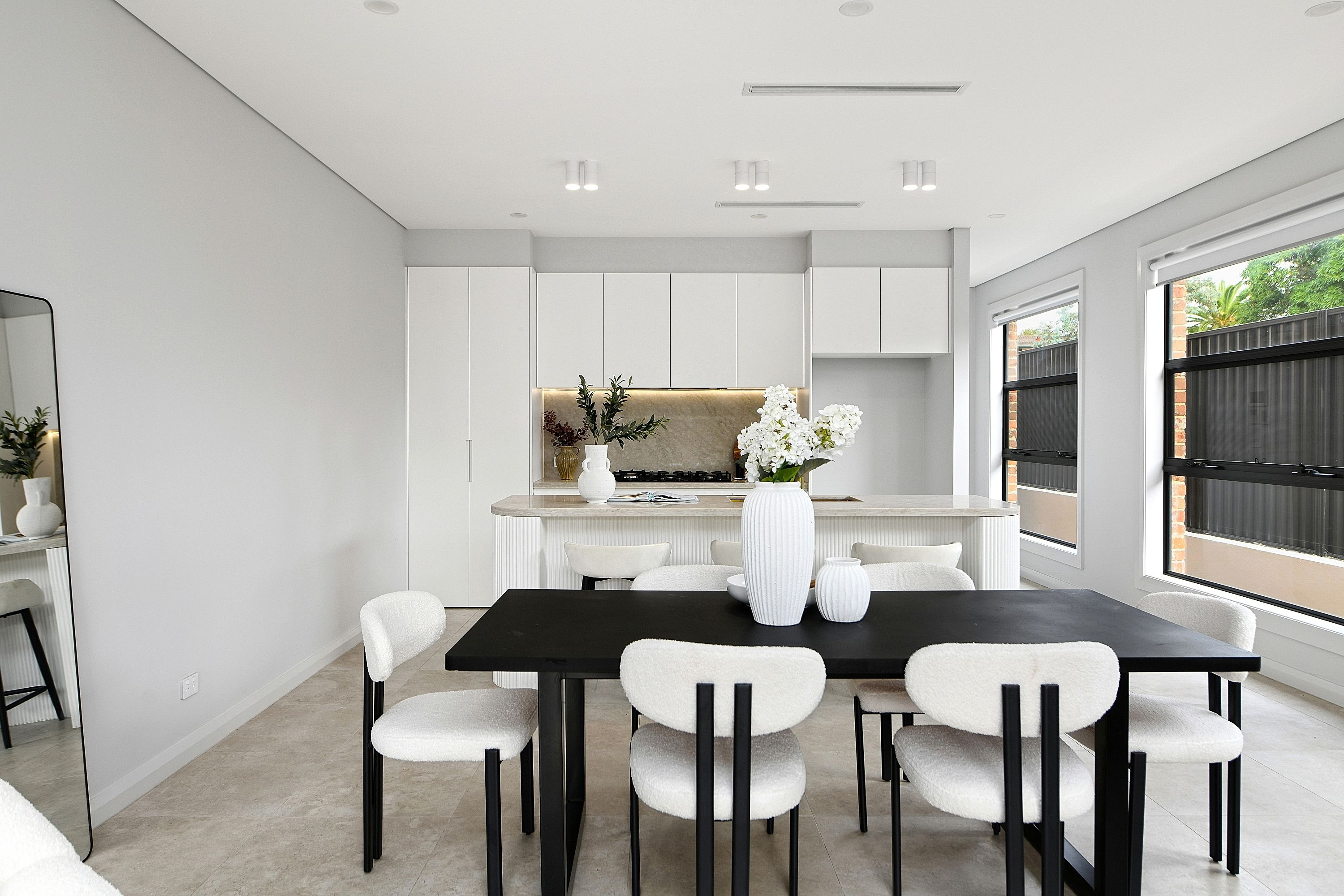 72 Pozieres Avenue — photo 8 of 17