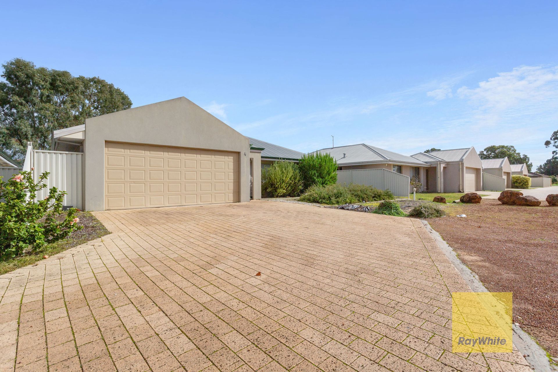 4/65 Bishop Road, Middle Swan, WA 6056