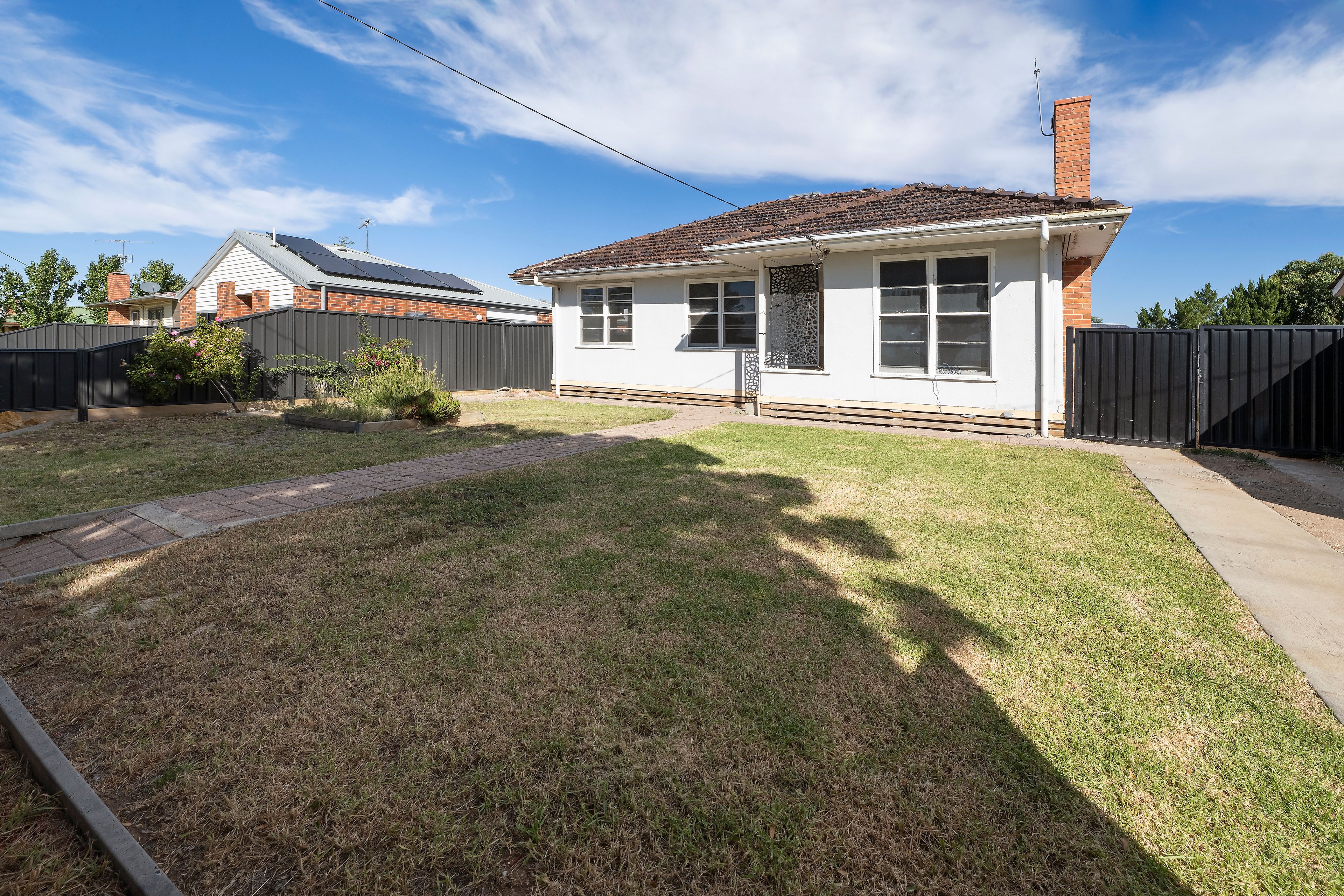 44 Stradbroke Avenue, Swan Hill, VIC 3585