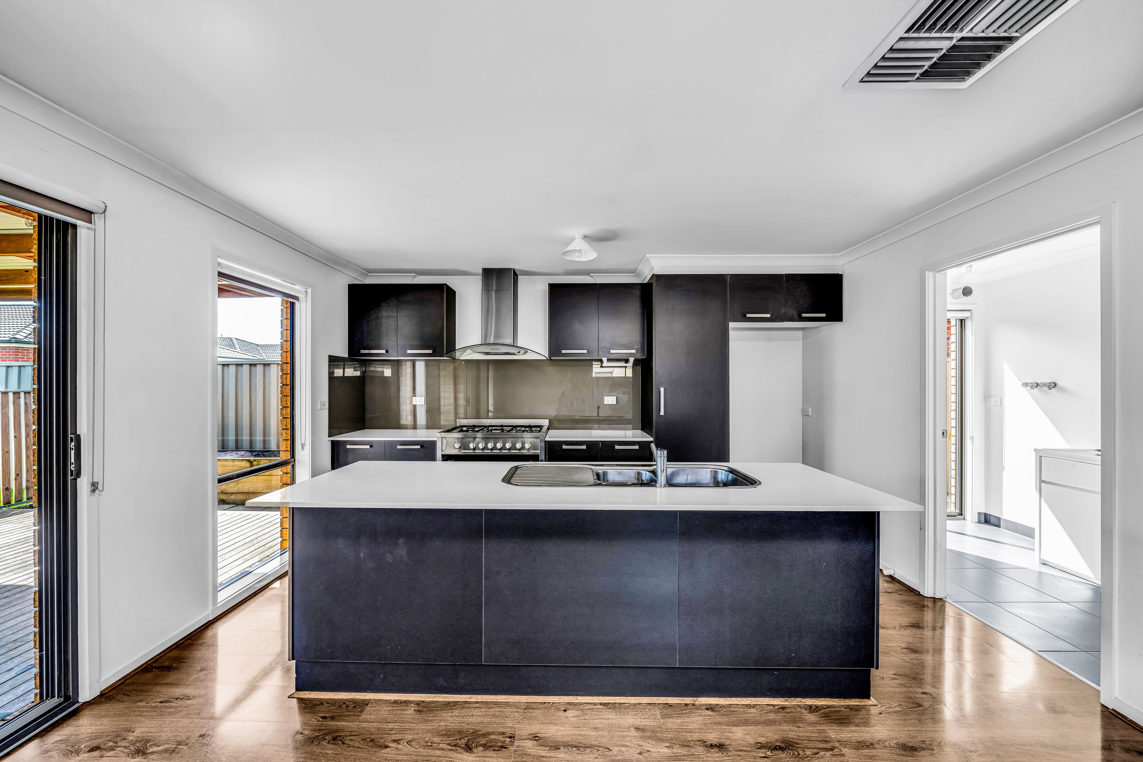 17 Challenger Circuit, Cranbourne East, VIC 3977