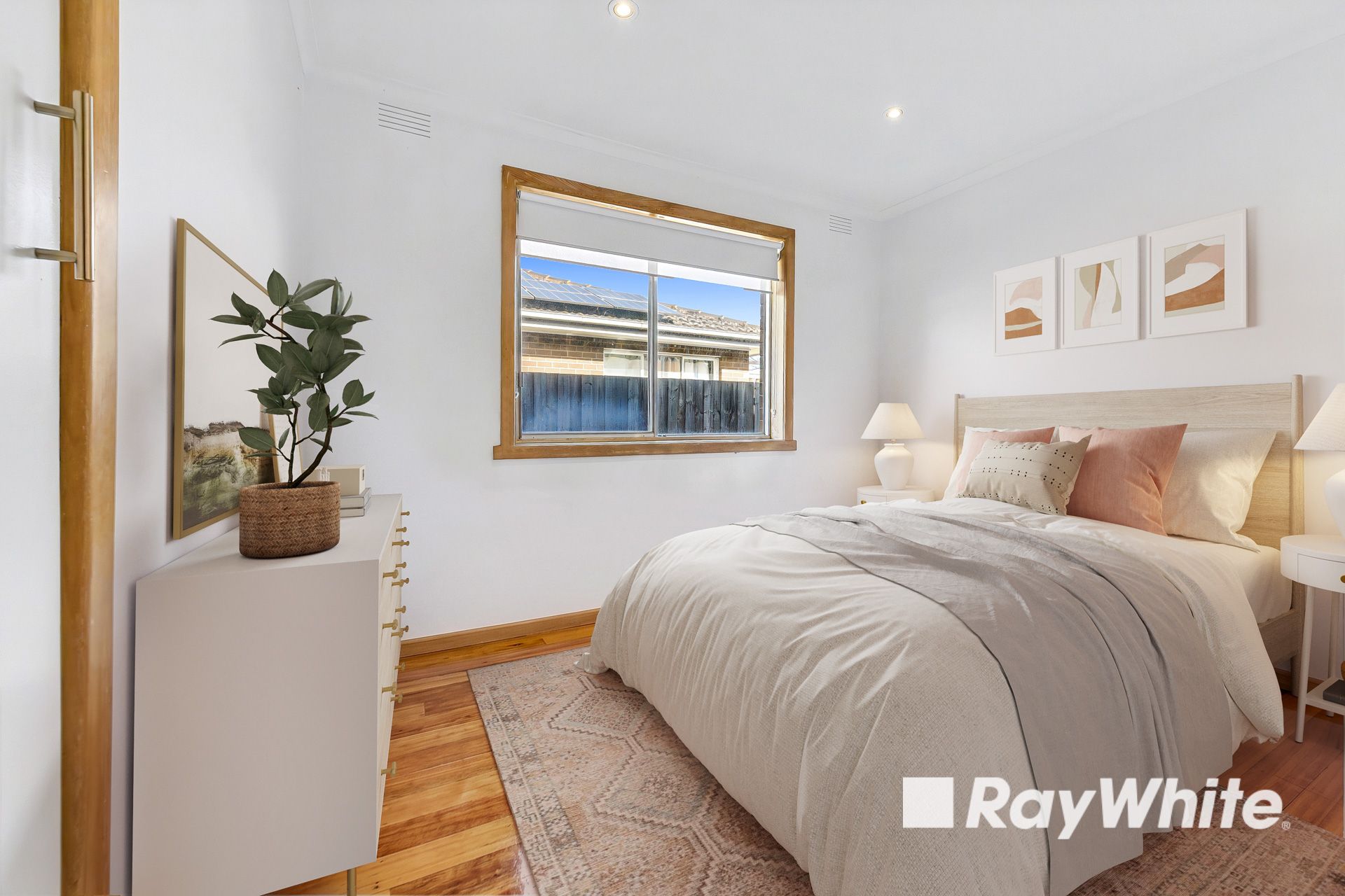 40 Ingrid Street — photo 10 of 17