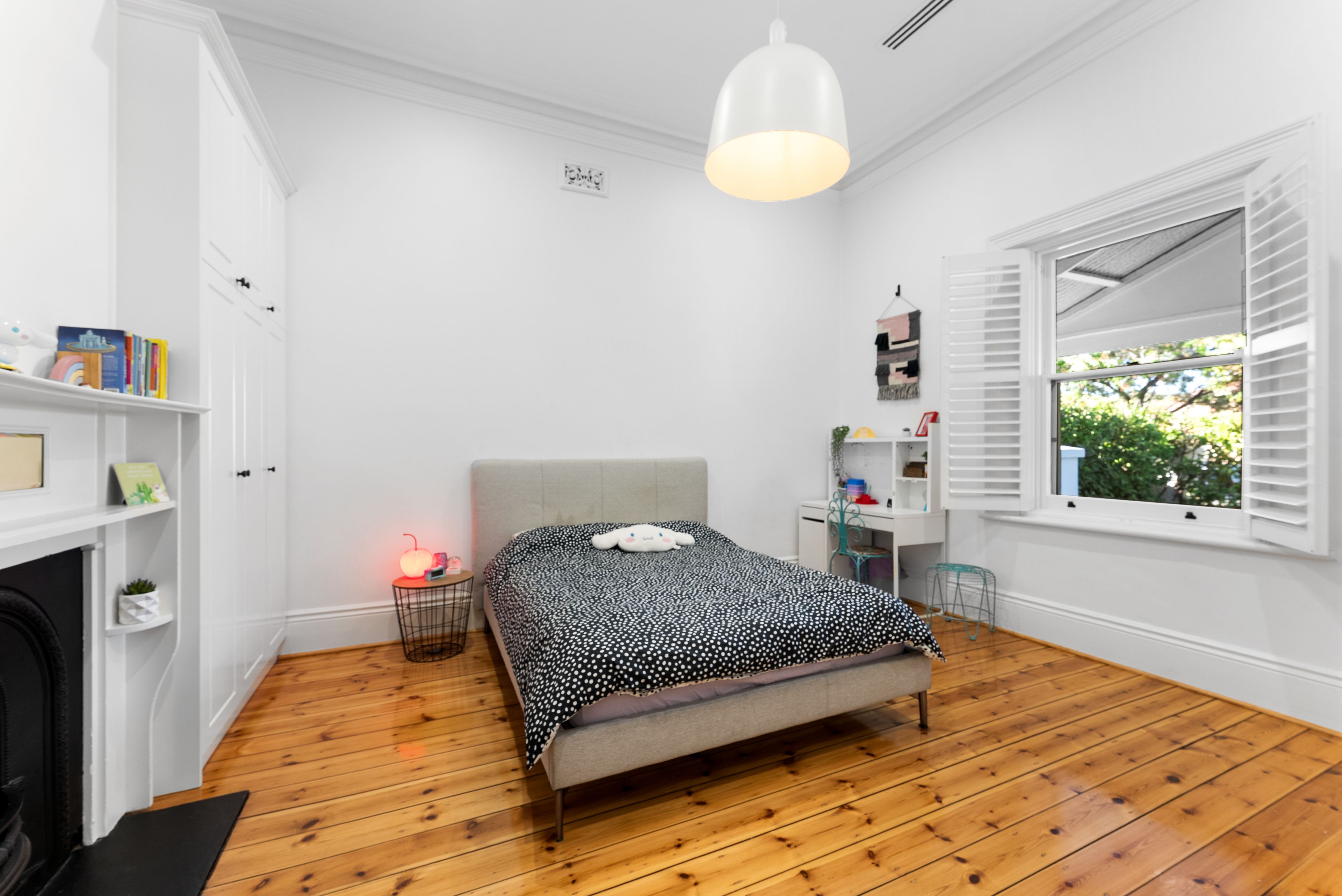 13 Queen Street — photo 7 of 14