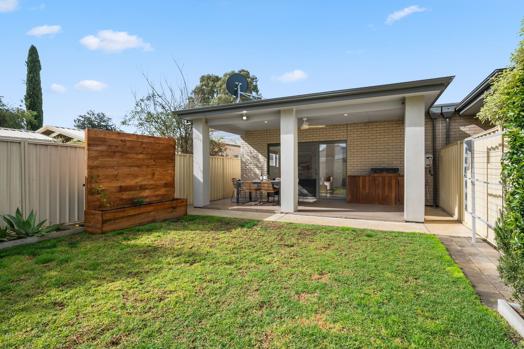 20 Swinburne Avenue — photo 15 of 17
