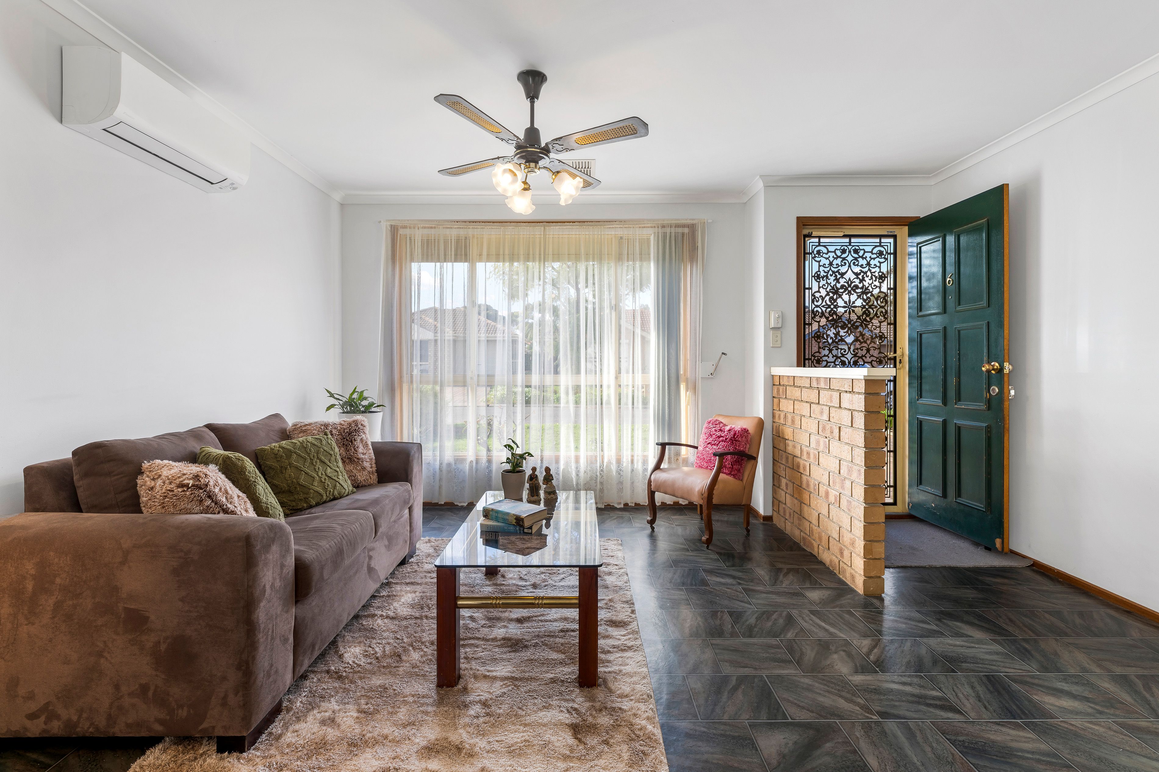 6 Halbert Court — photo 3 of 10