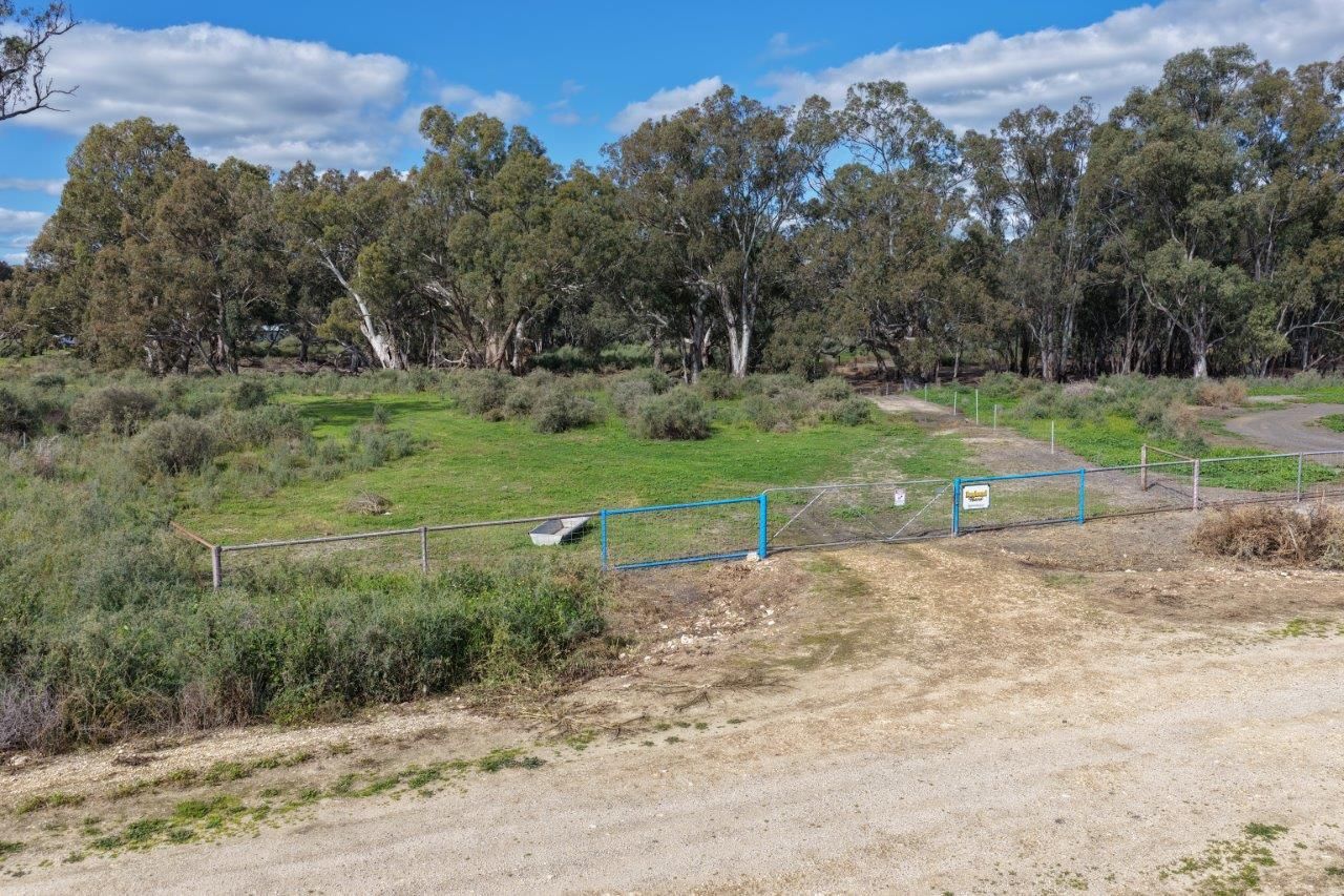 Lot 16 Hay St (otherwise known as Nomore Rd) — photo 4 of 11
