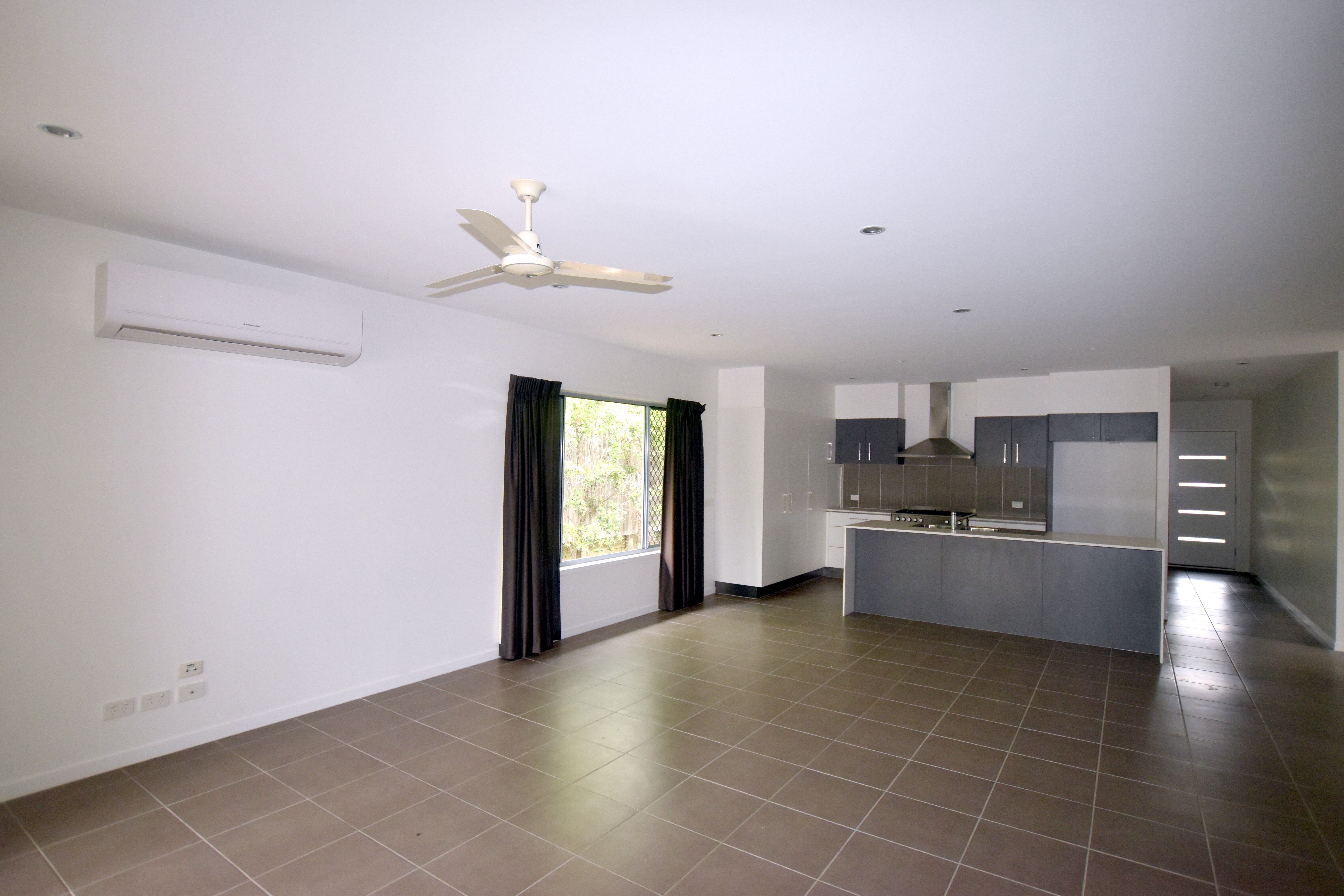 21 Boonderee Place, New Auckland, QLD 4680