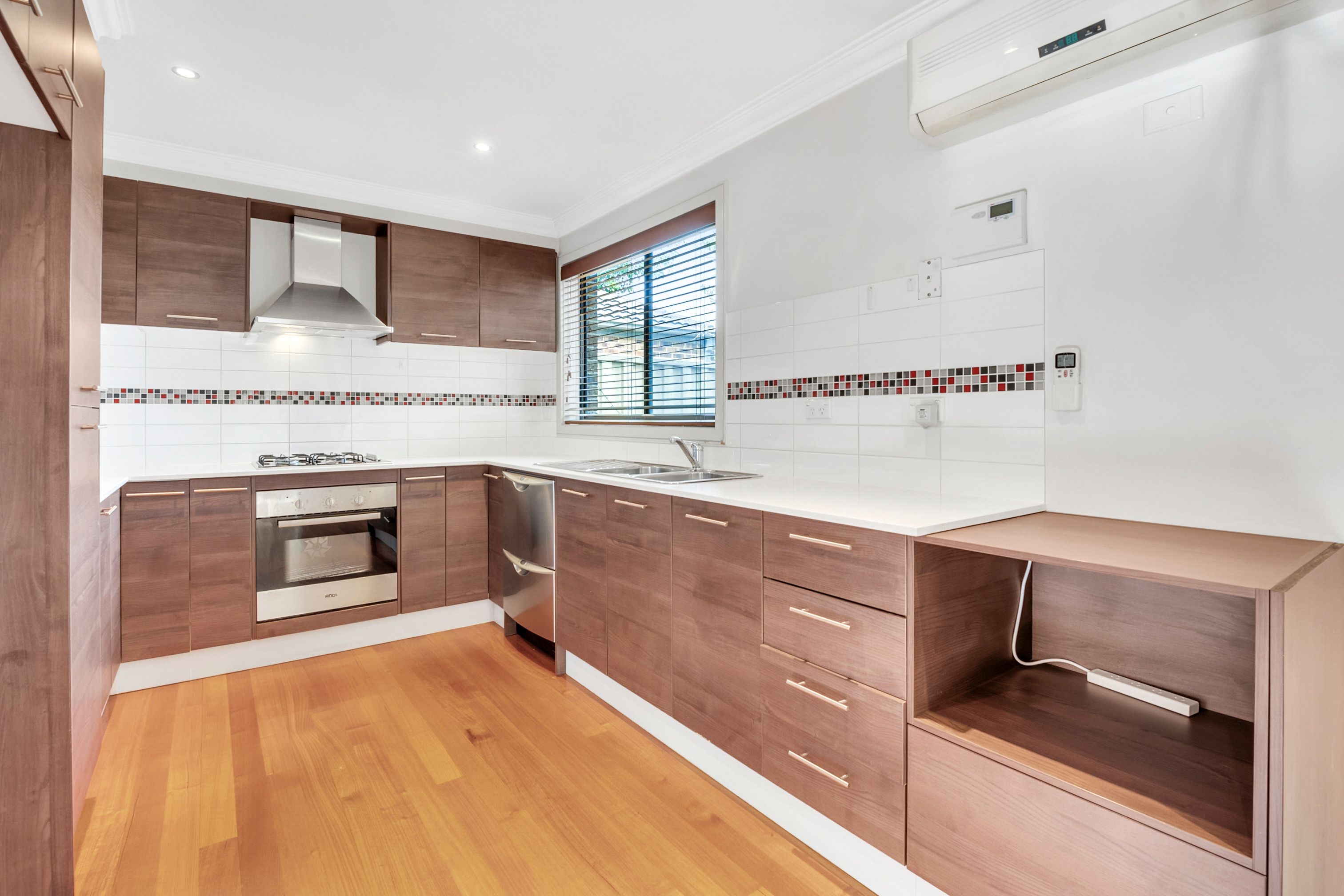 2/29 Storey Road, Reservoir, VIC 3073