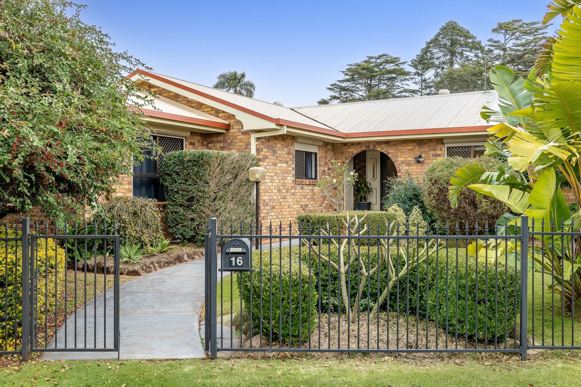 16 Gascony Street, Harristown, QLD 4350