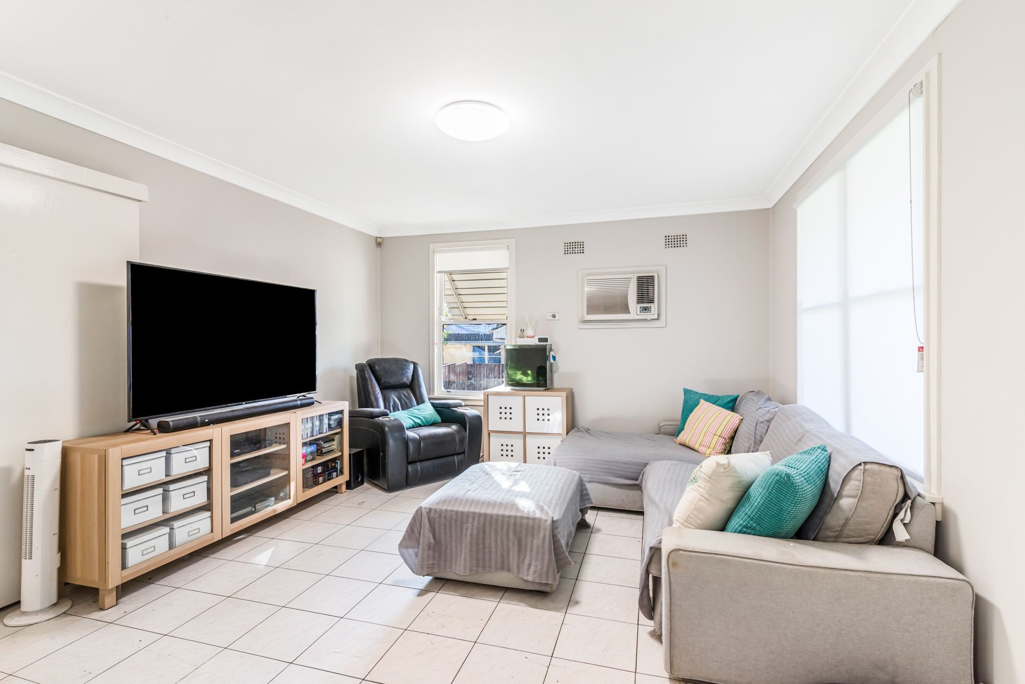 10 Kista Dan Avenue, Tregear, NSW 2770
