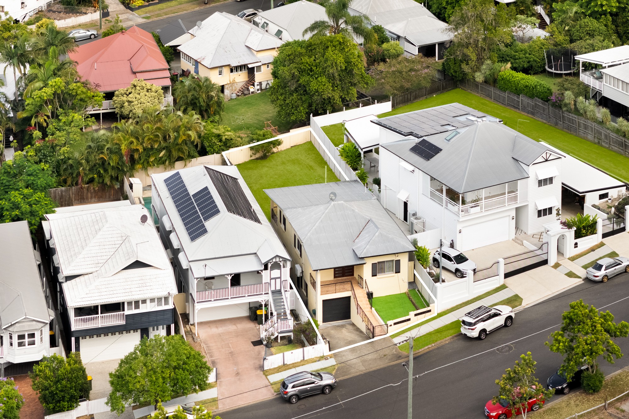 12 Seventh Avenue, Windsor, QLD 4030