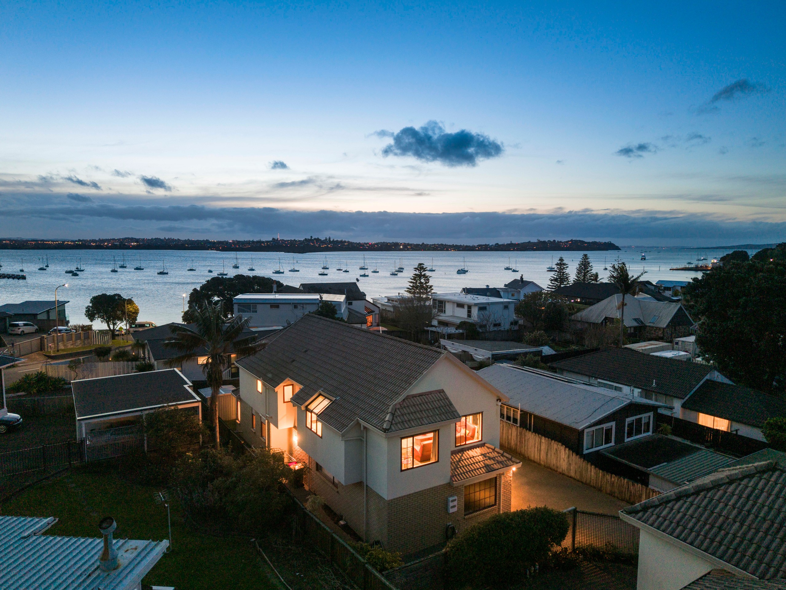 2/161 Bucklands Beach Road, Bucklands Beach, Manukau City