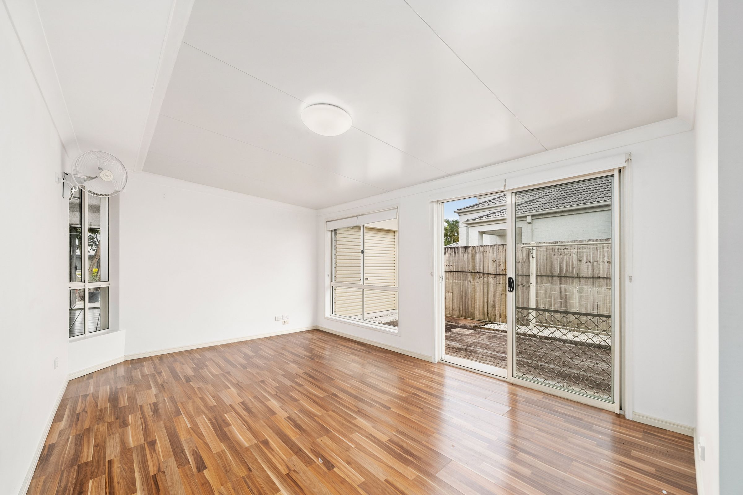10 Canundra Street, North Lakes, QLD 4509