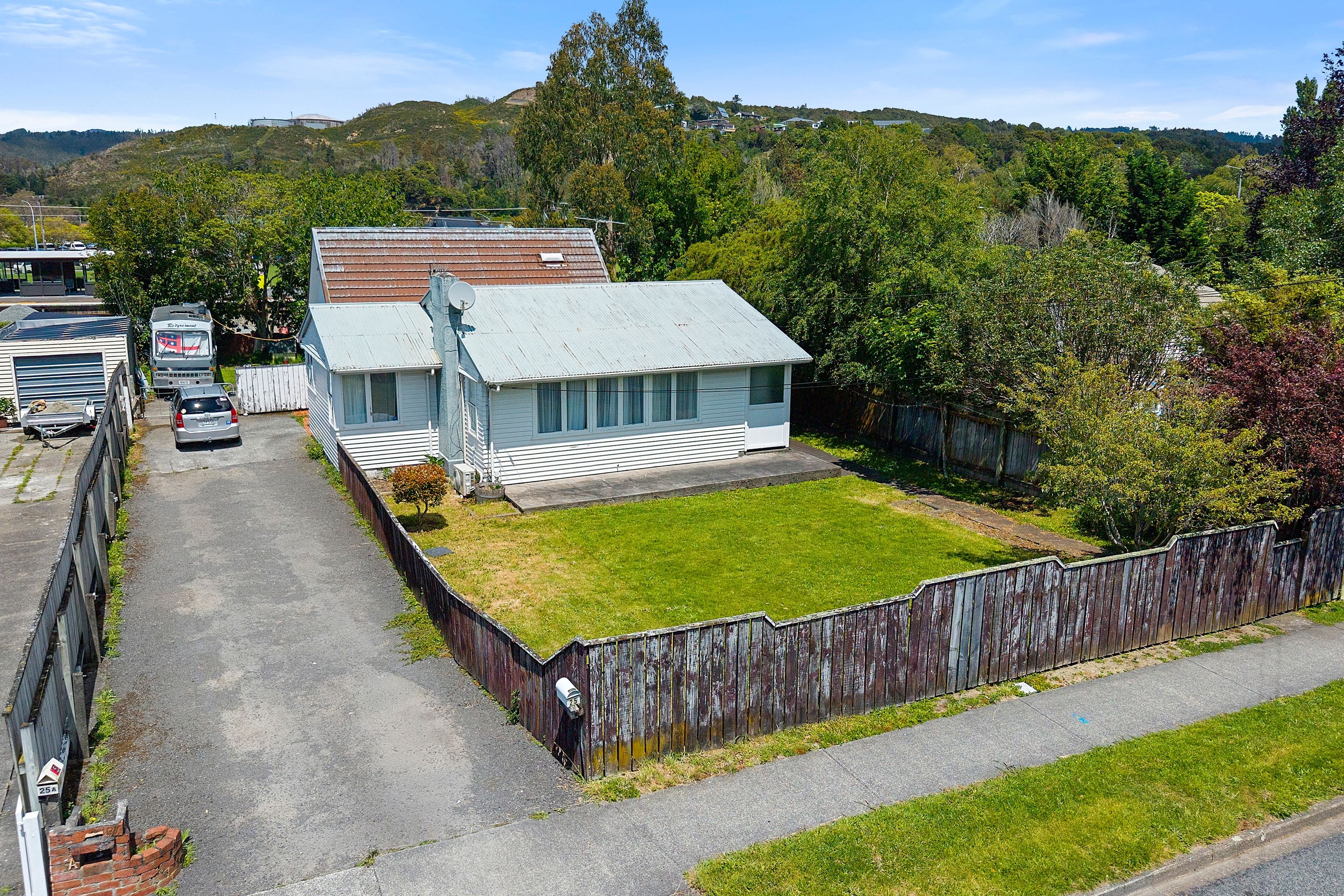 1 & 2/25 Marion Street, Silverstream, Upper Hutt City