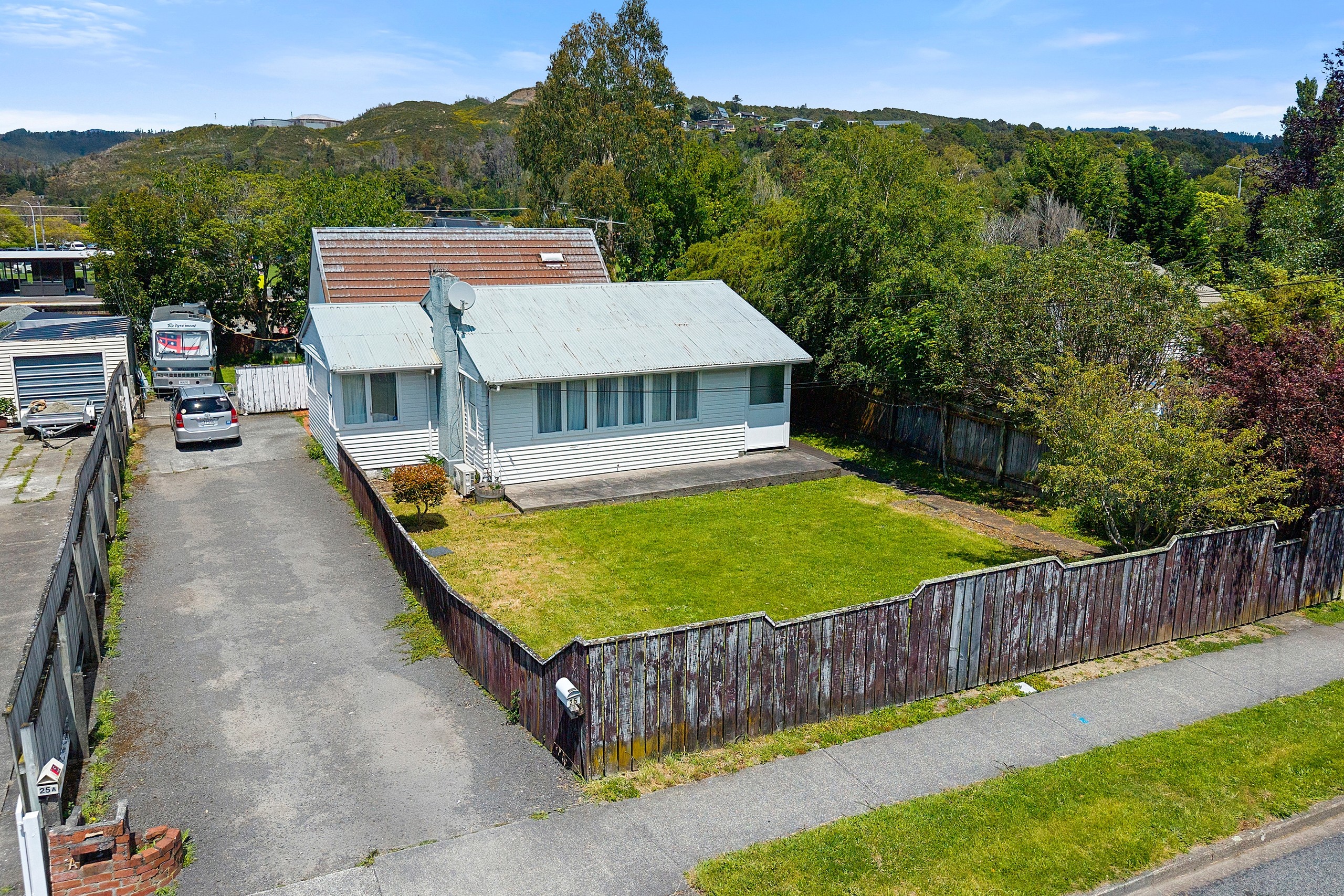 1 & 2/25 Marion Street, Silverstream, Upper Hutt City